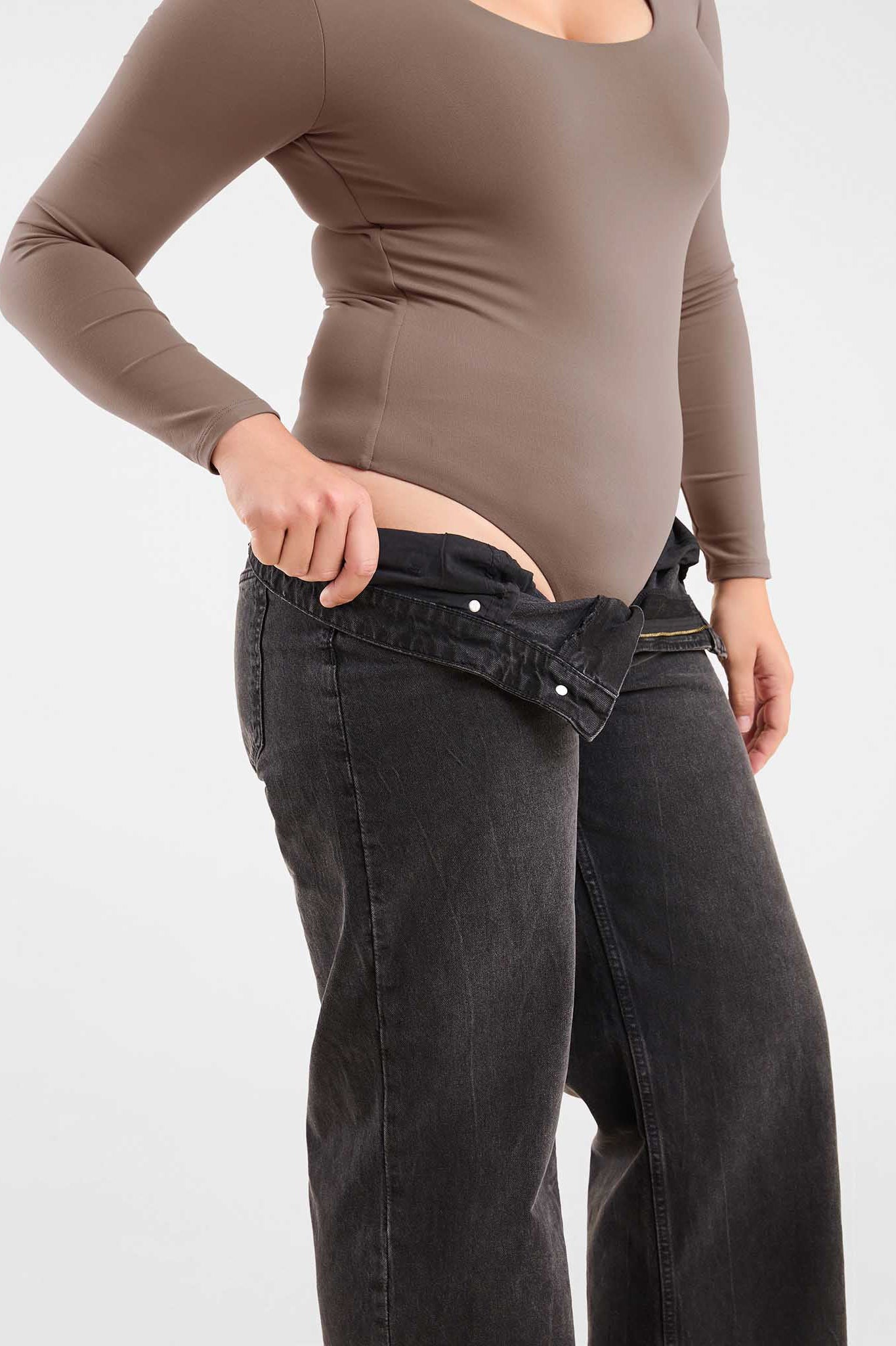 Long Sleeve Scoop Neck Bodysuit | Mocha