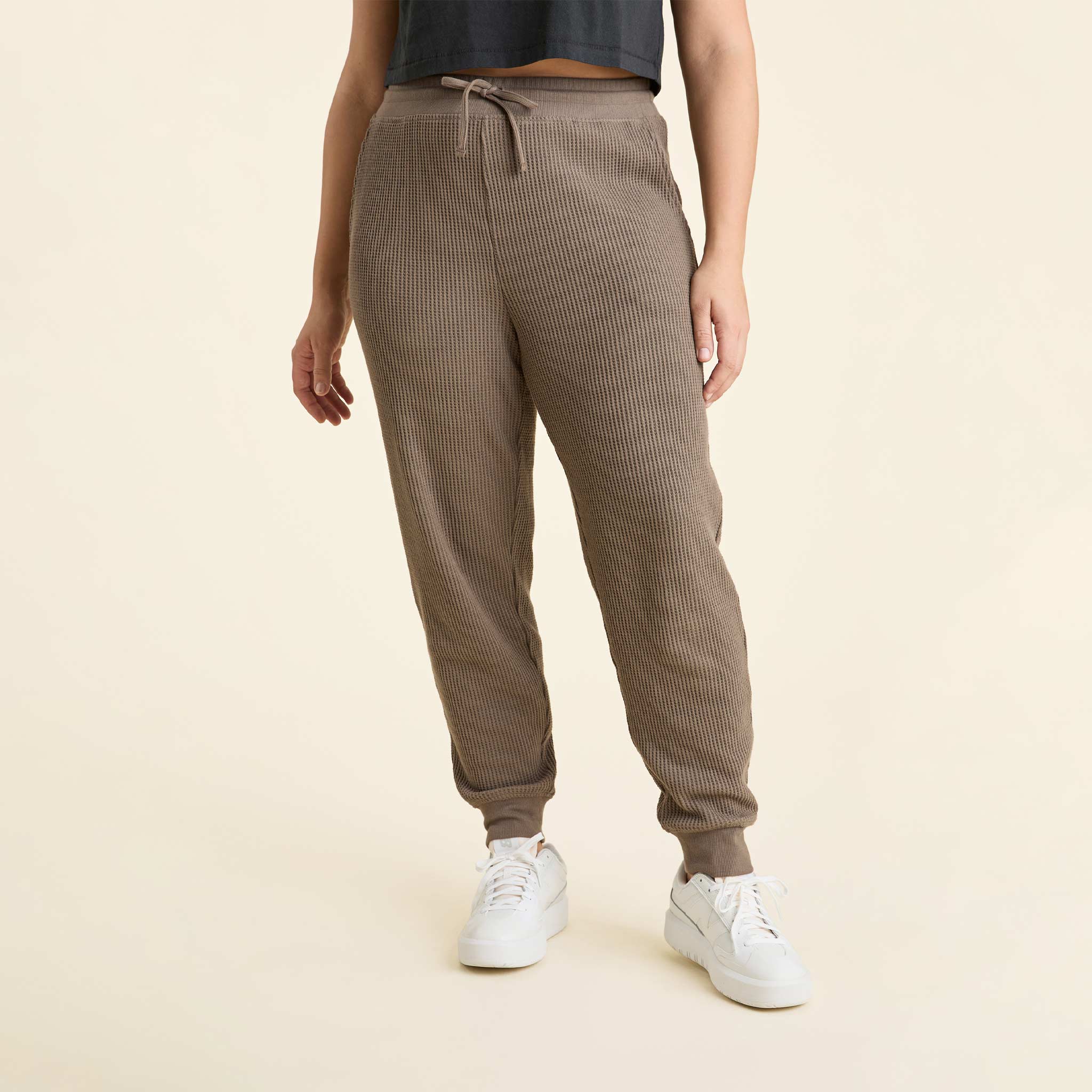 http://www.nuuds.com/cdn/shop/files/NUD714_W-079_Waffle-Jogger_Mocha_OM_Front_Crop_1.jpg?v=1700503018