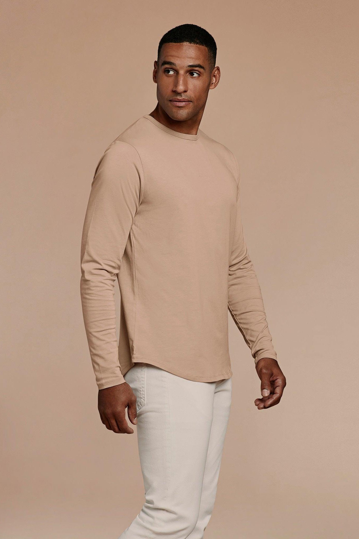 Men's Long Sleeve Curved Hem T-Shirt | Sand