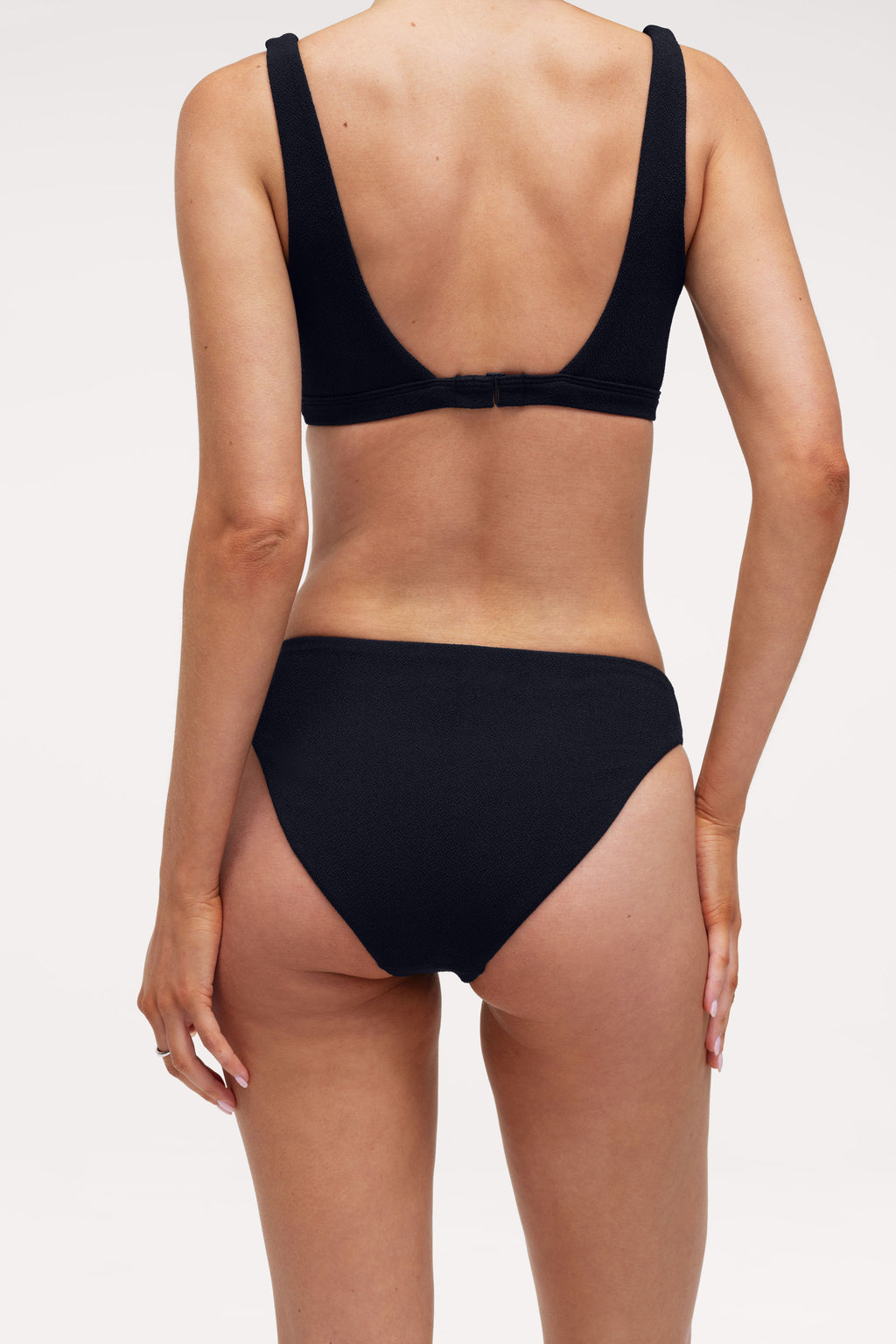 Low Waist Bikini Bottom | Crispy Black