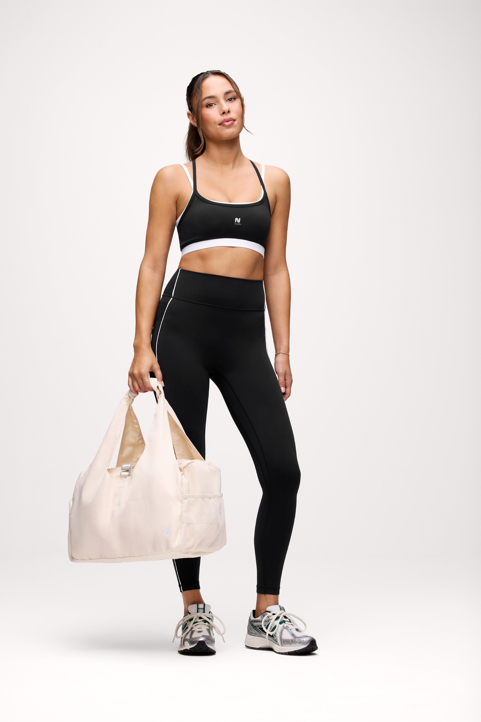 Motion Piped Legging with Pocket | Black