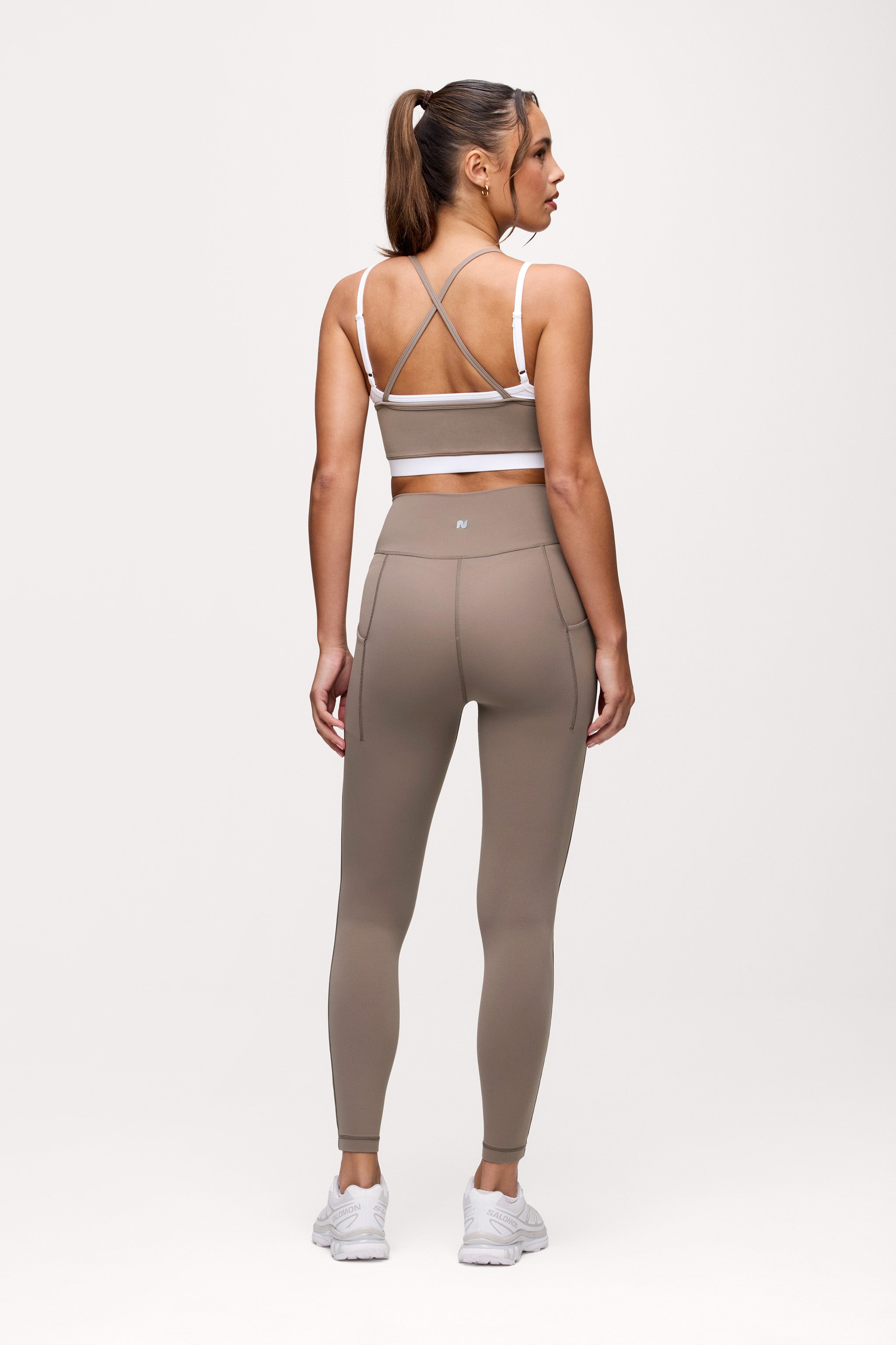 Motion Piped Legging with Pocket