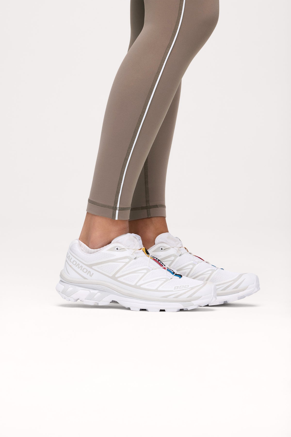 Color:Cocoa | Motion Piped Legging with Pocket