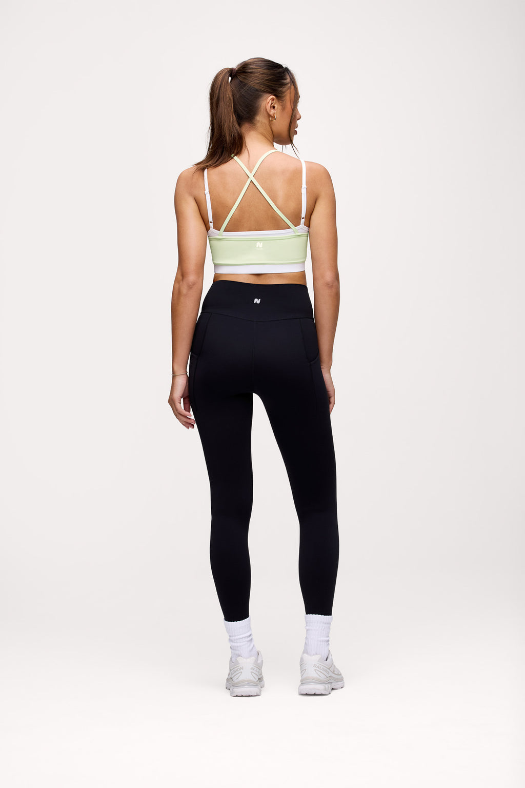nuuds motion contrast layering bra sports bra pilates outfit padded yoga bra