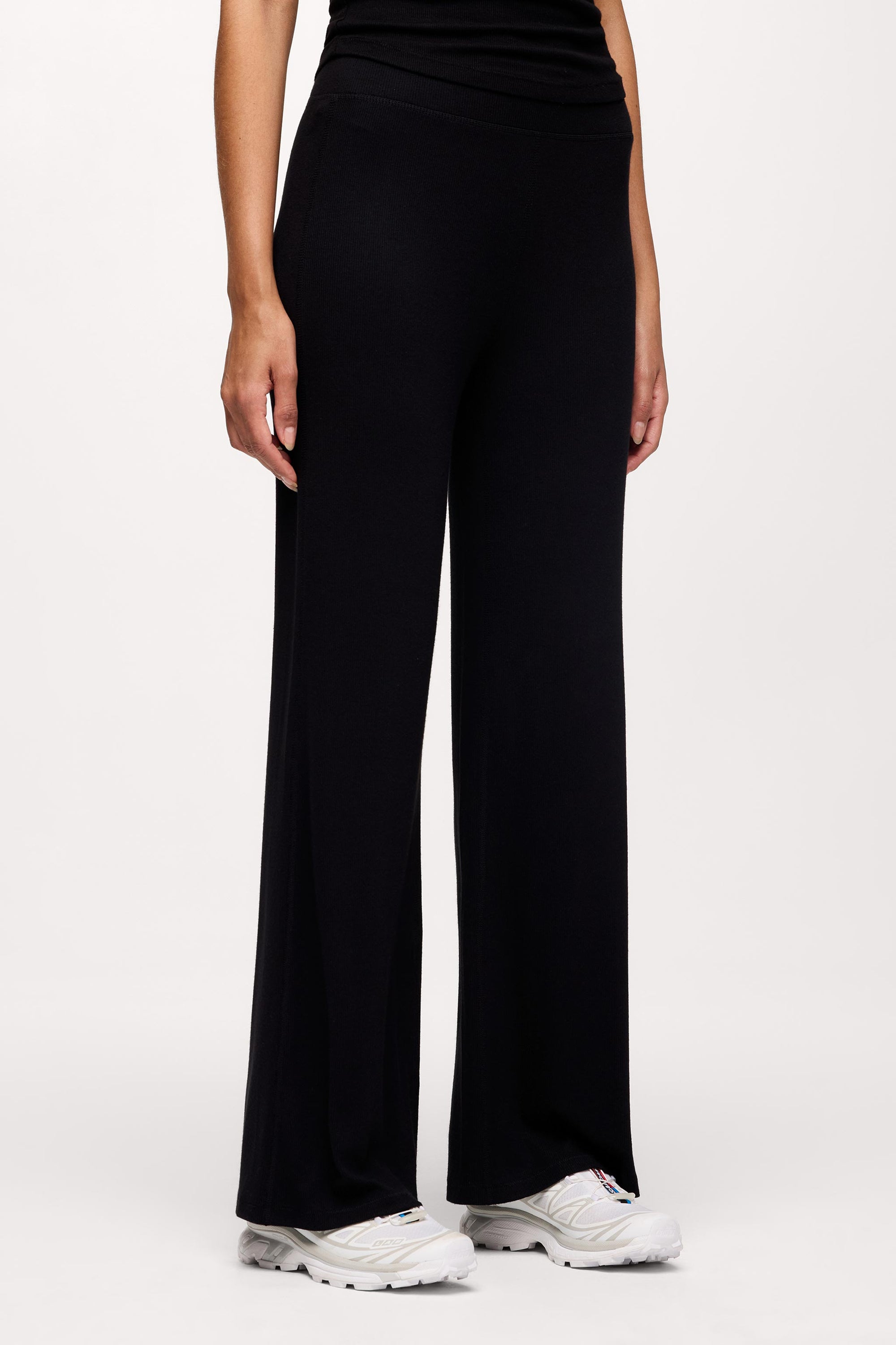 Slinky Rib Streamline Pant | Black