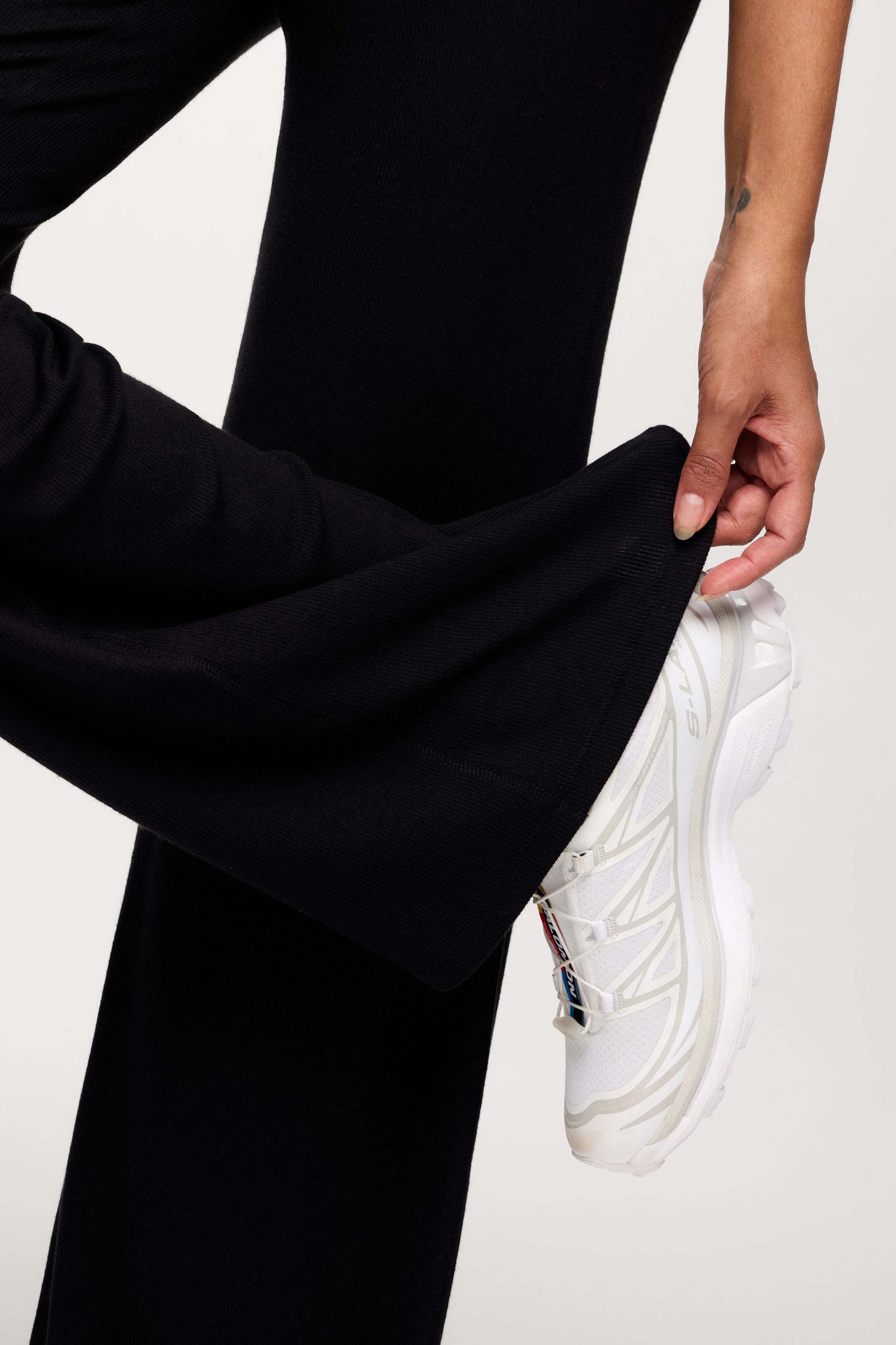 Slinky Rib Streamline Pant | Black