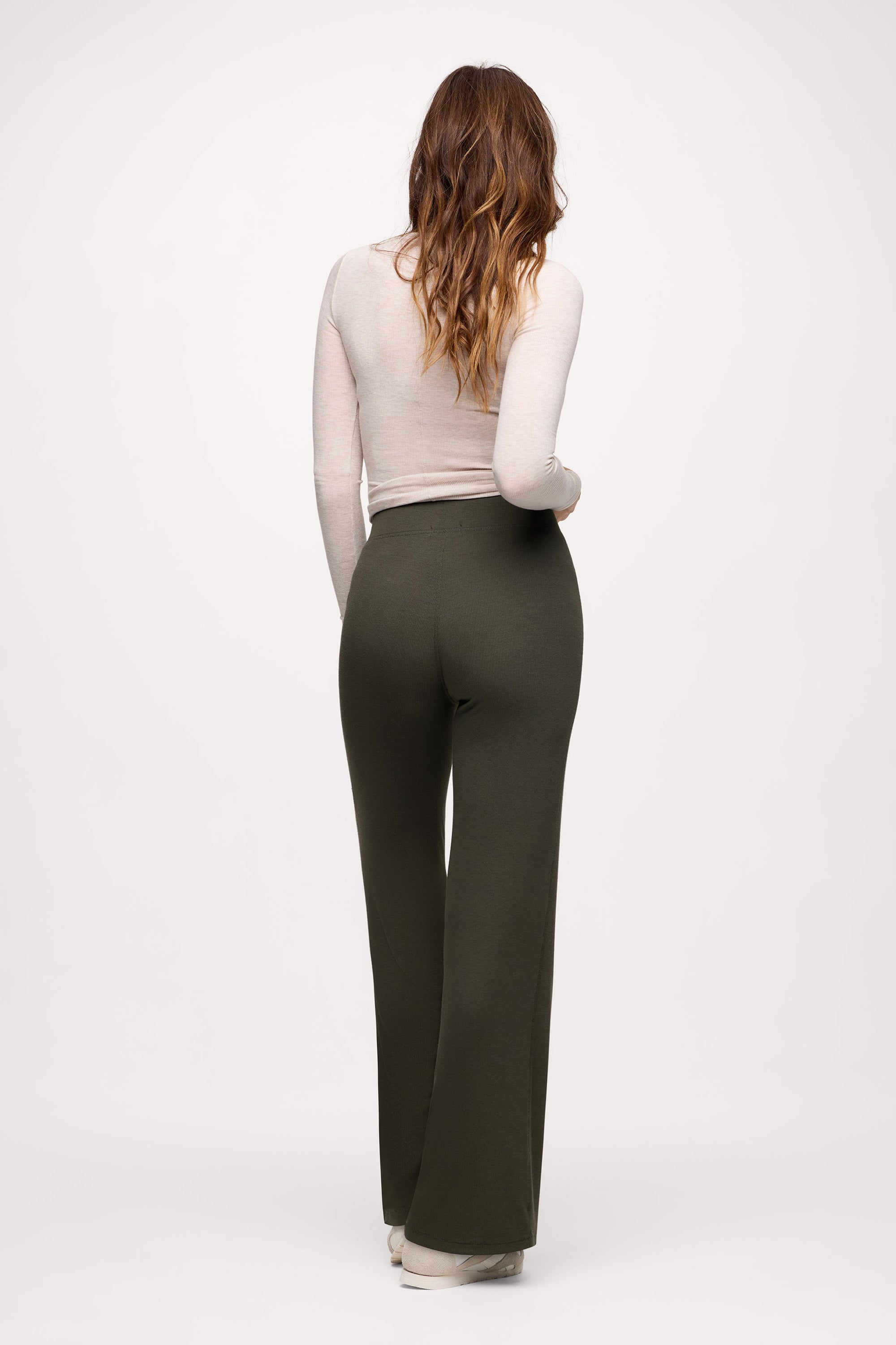 Slinky Rib Streamline Pant | Darkest Olive