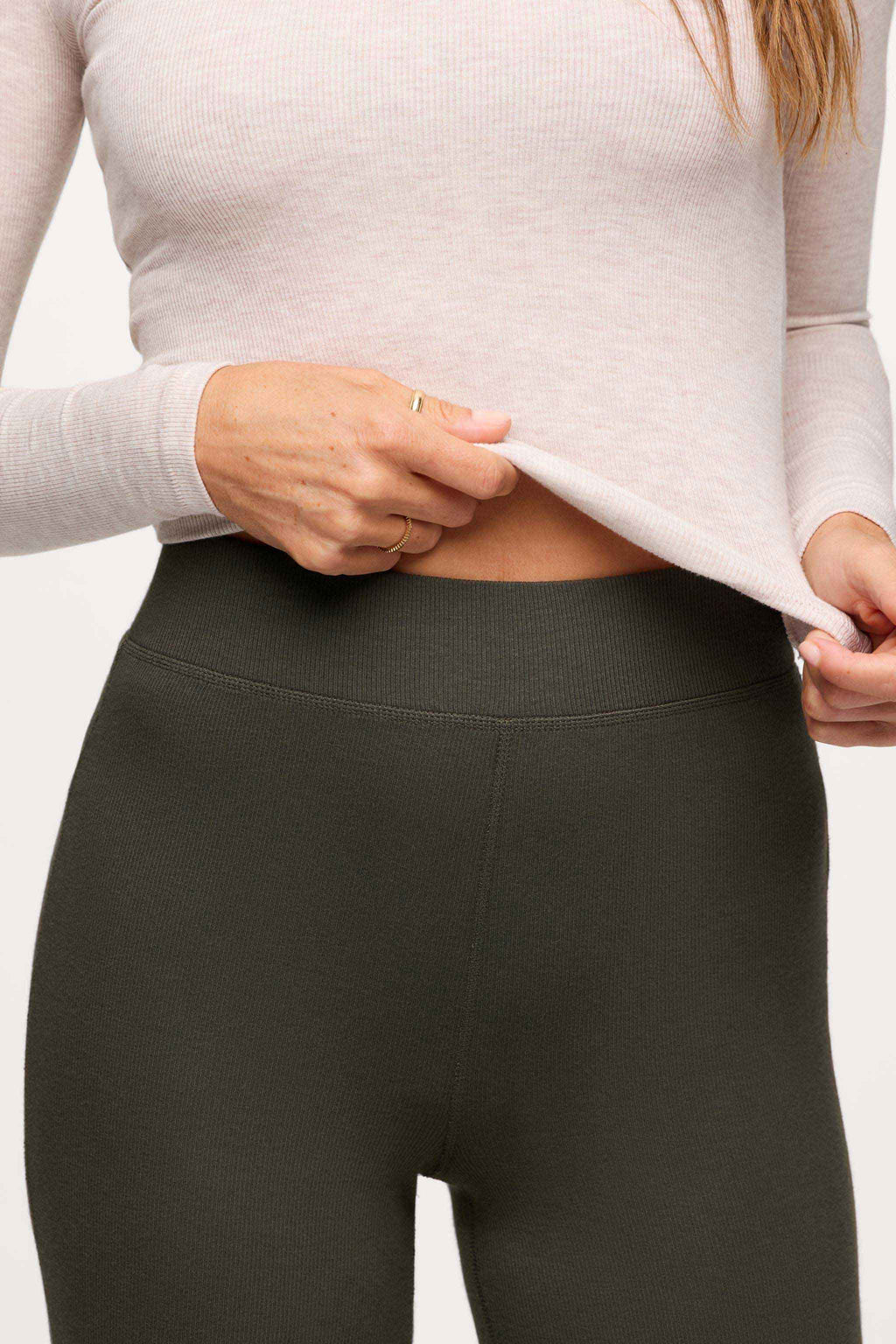 Slinky Rib Streamline Pant | Darkest Olive