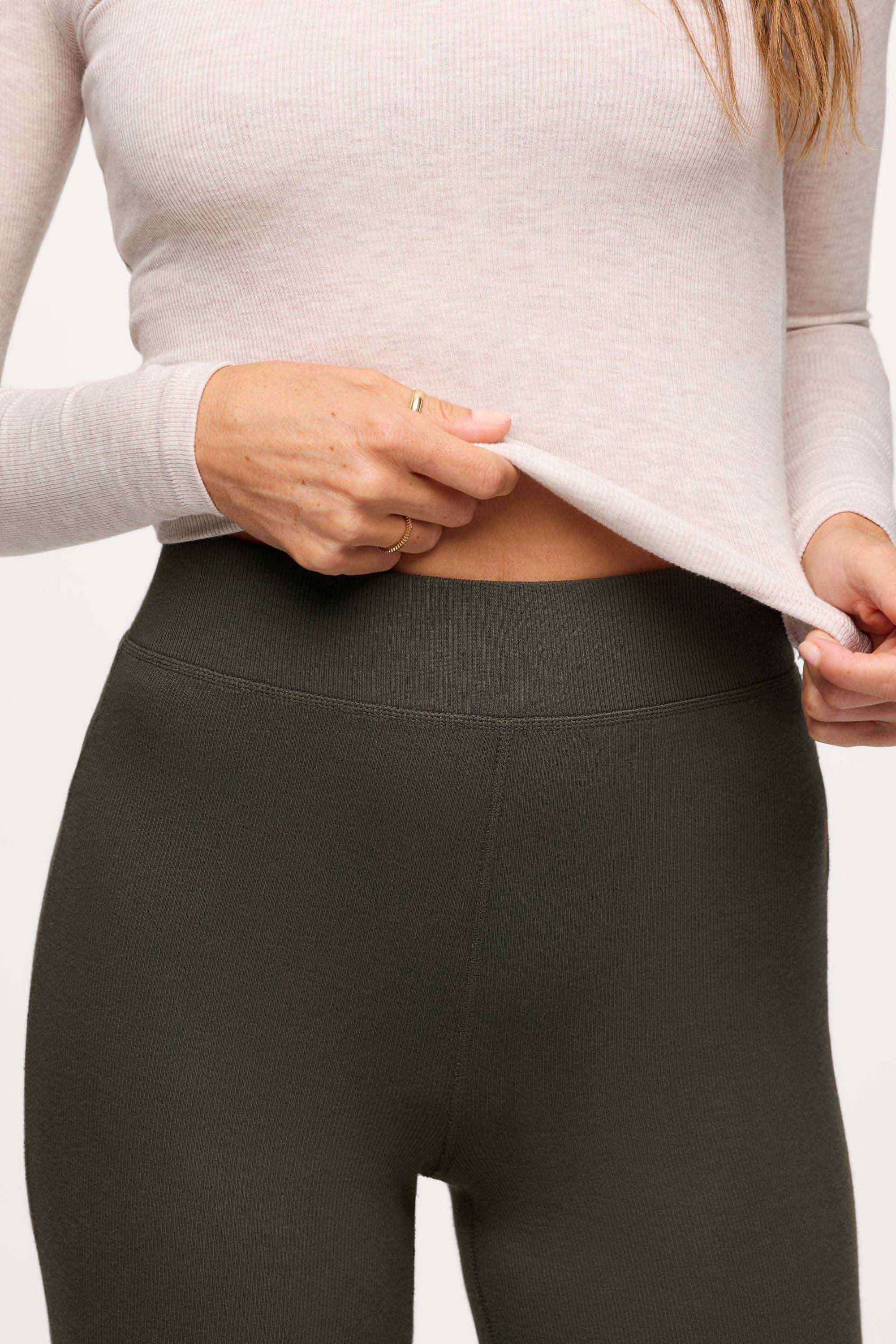 Slinky Rib Streamline Pant | Darkest Olive