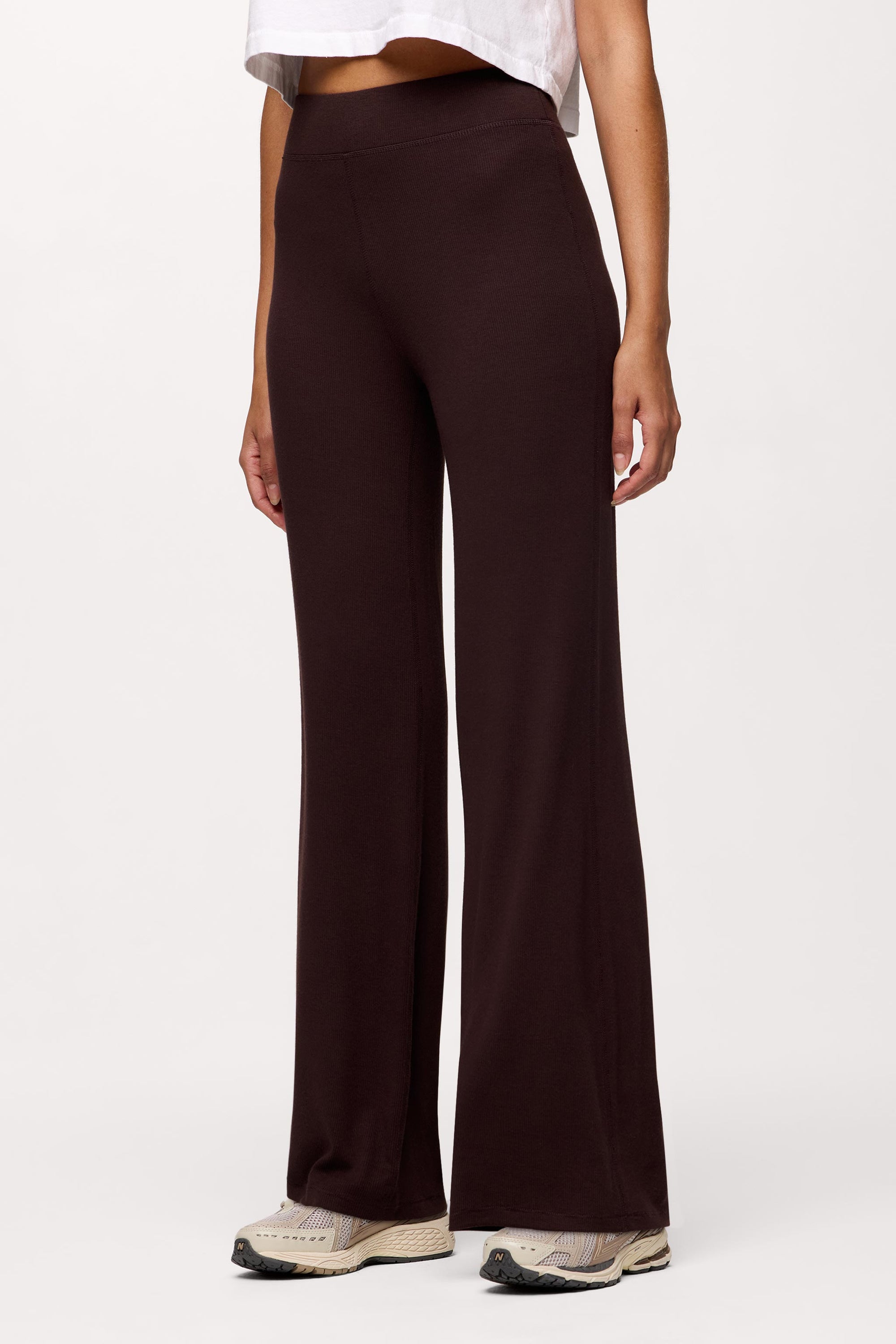 Slinky Rib Streamline Pant