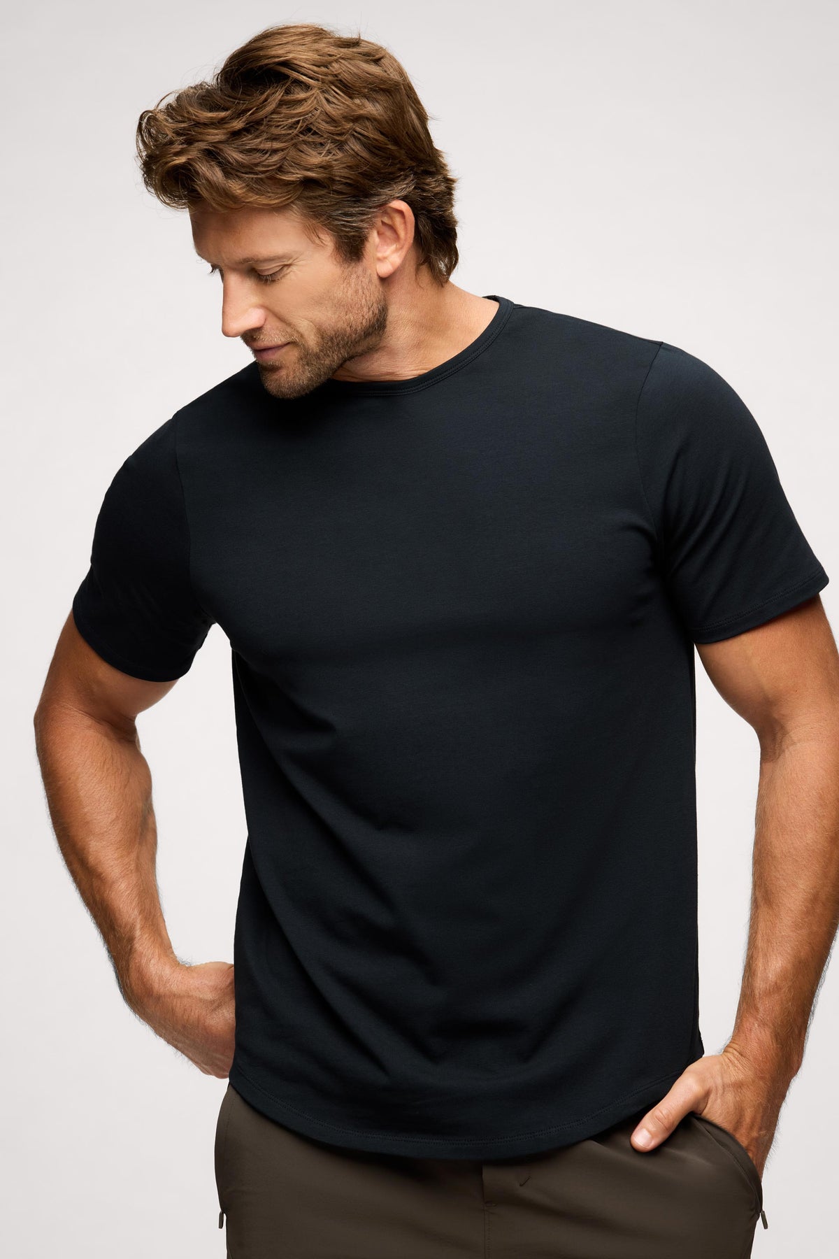 Color:Black | Men's Short Sleeve Curved Hem Tee