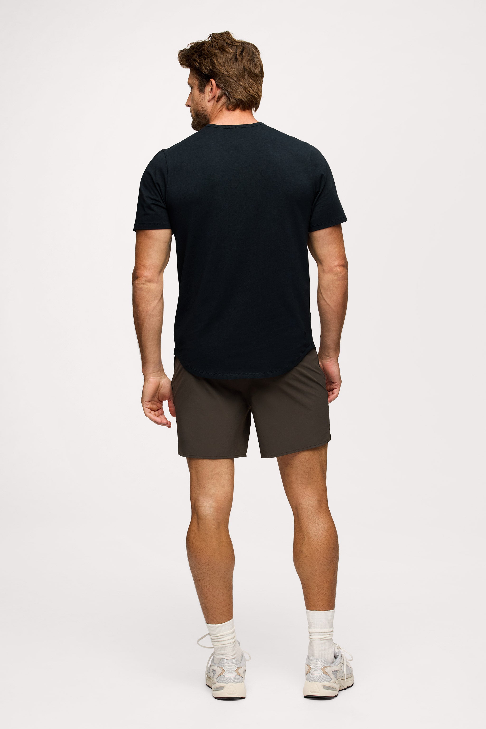 Men's Short Sleeve Curved Hem Tee