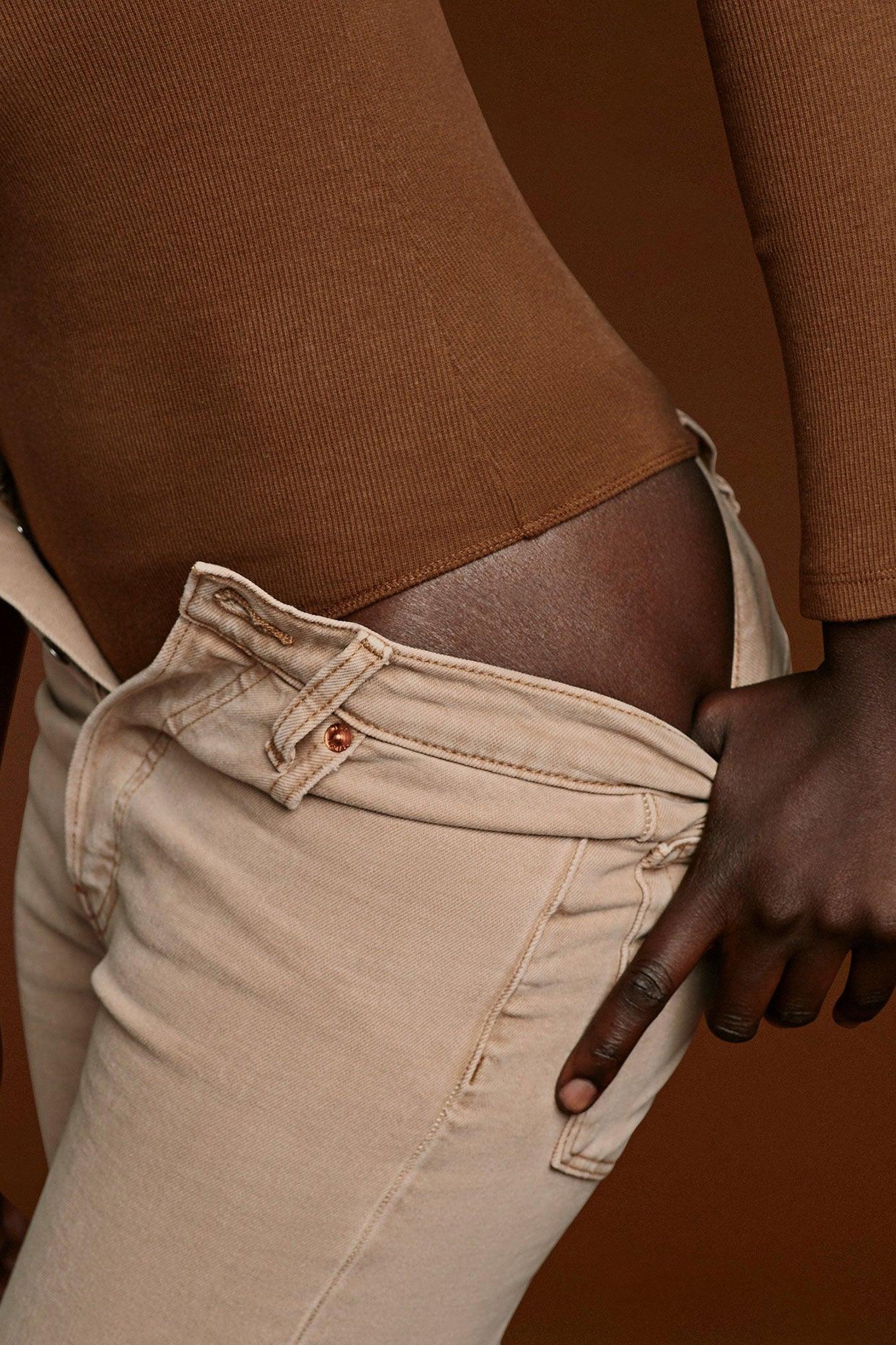 Women's Long Sleeve Ribbed Crewneck Bodysuit | Chocolate