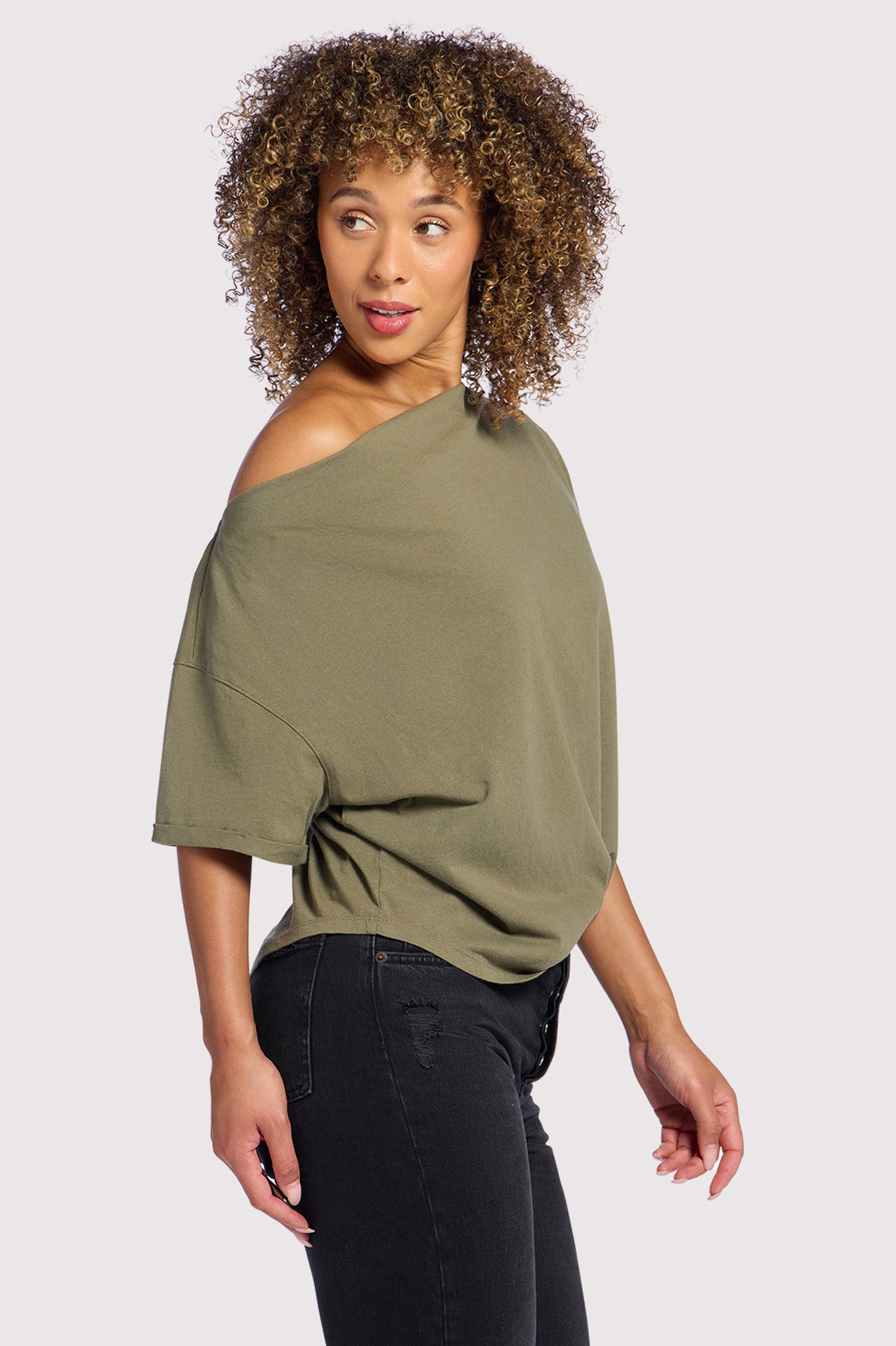 Vintage Cotton Off The Shoulder T-Shirt Olive – nuuds