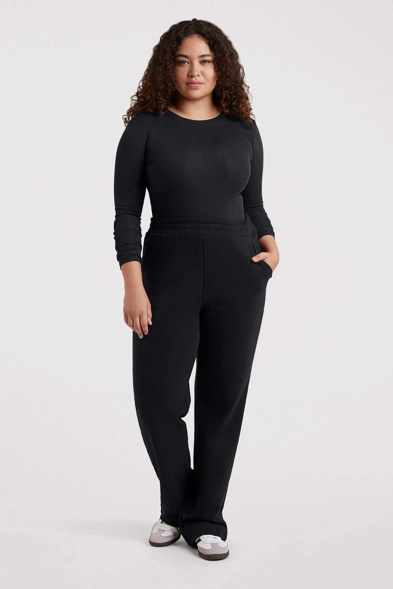 Wide Leg Sweatpant