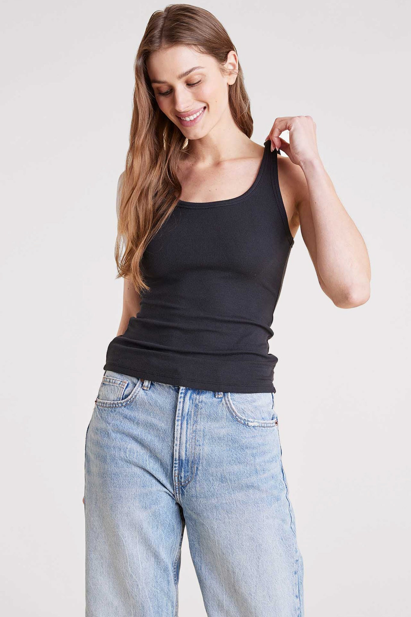 Slinky Rib Tank