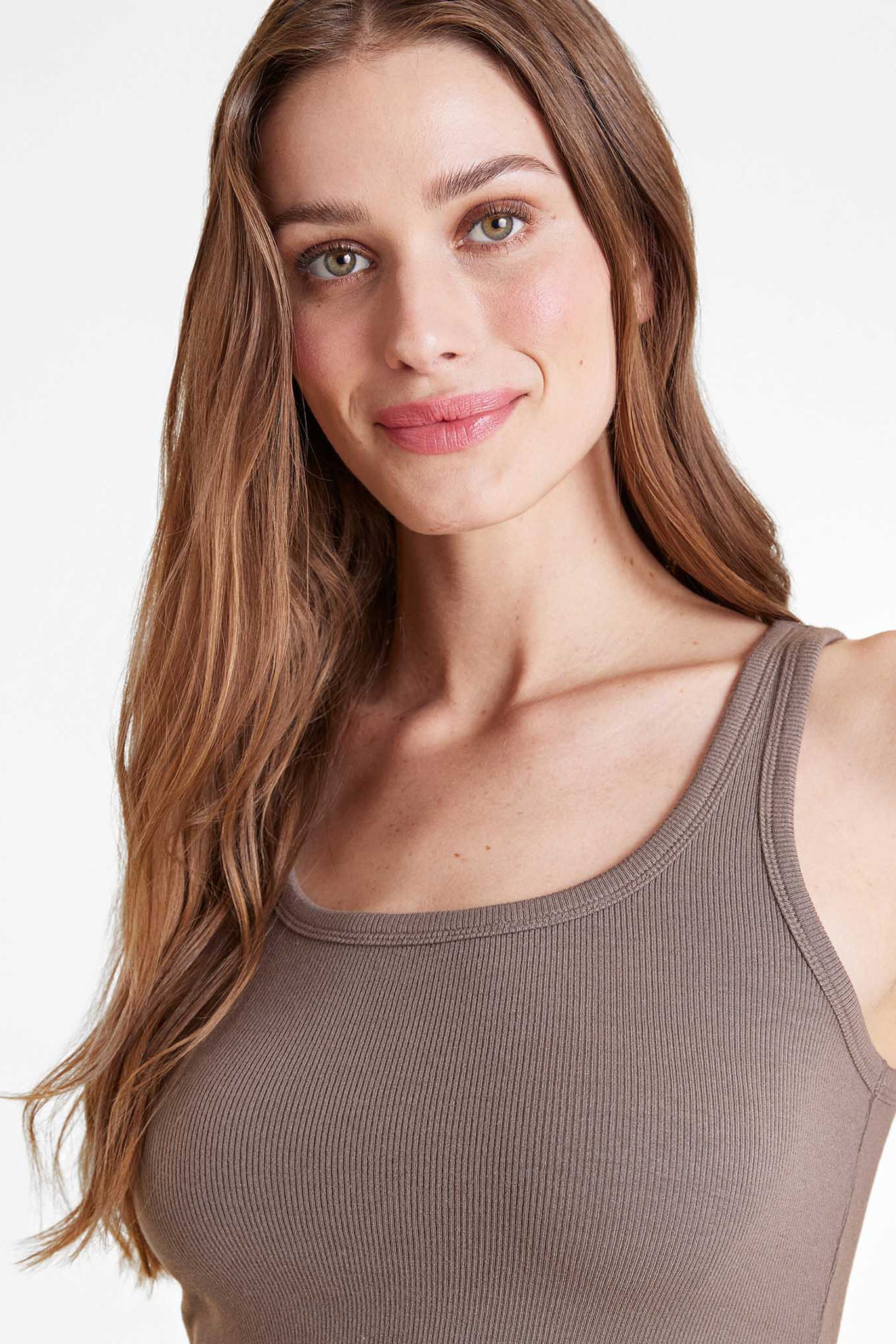 Slinky Rib Tank