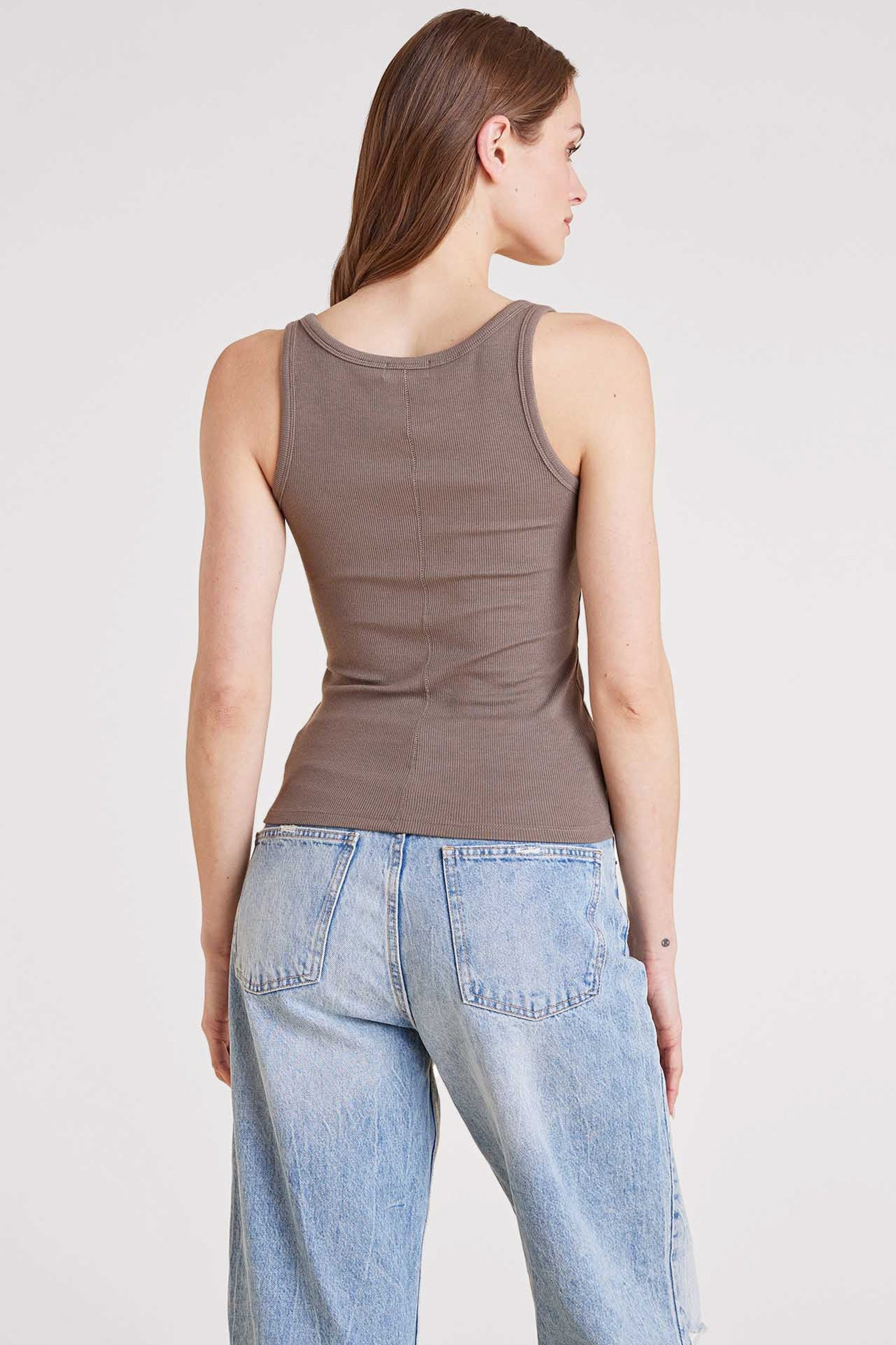 Slinky Rib Tank