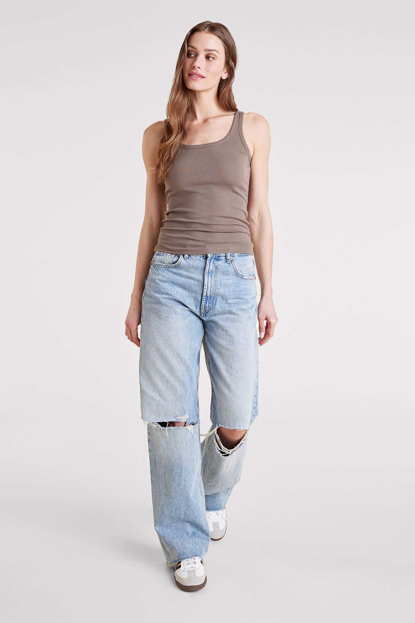 Slinky Rib Tank