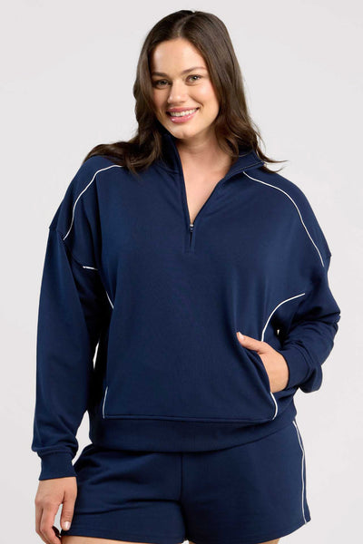 Gen1_W-210-NAVY-L_On-