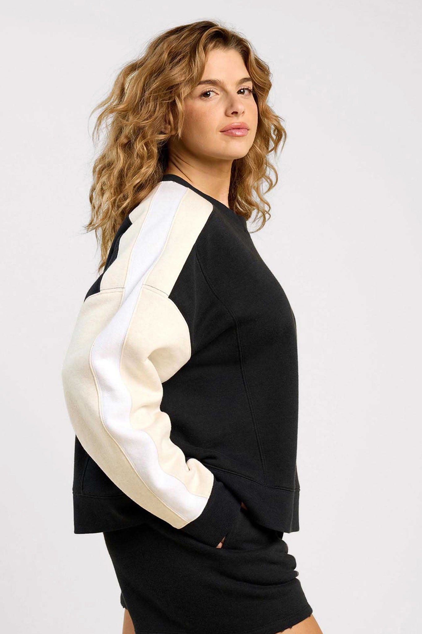 Vintage Fleece Sideline Crew | Cozy Crewneck Sweatshirt for Women