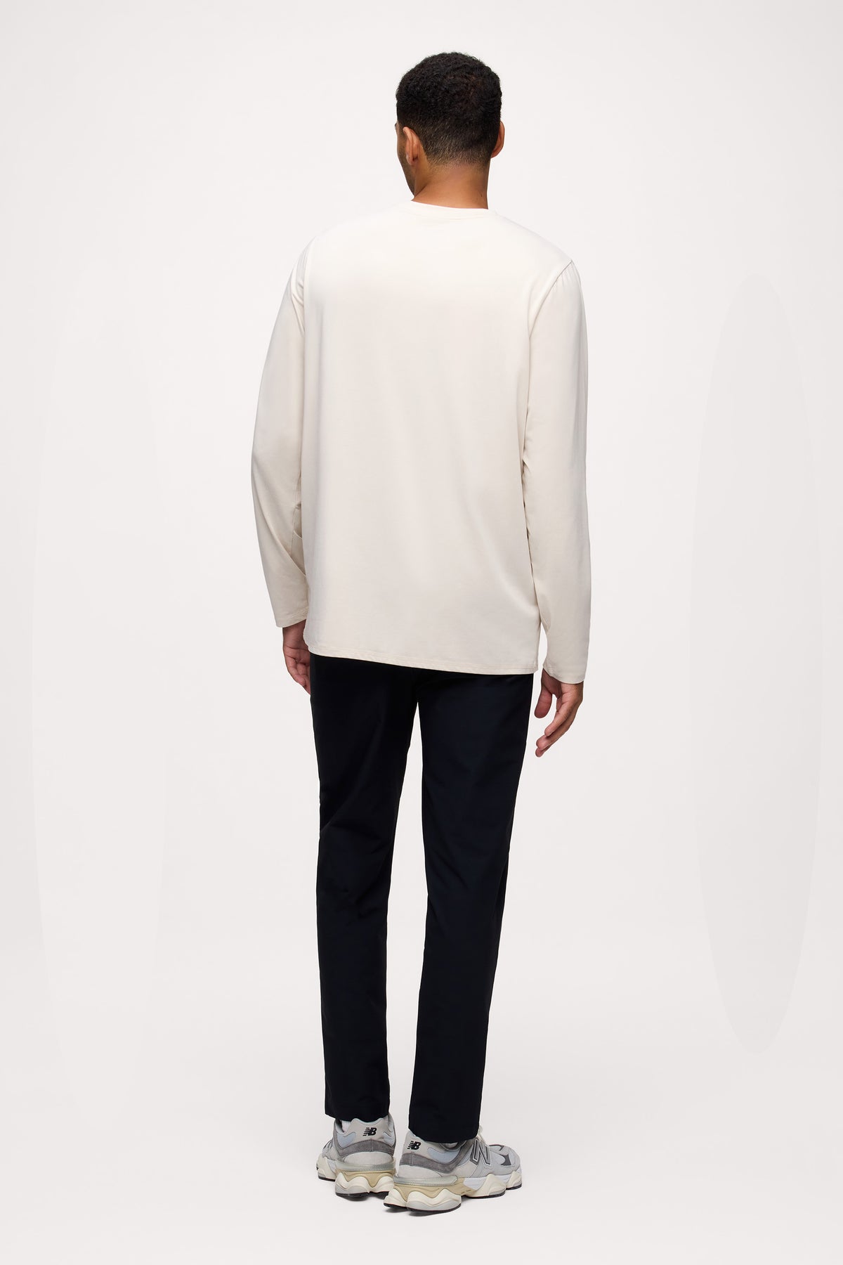 Color:Linen | Men's Long Sleeve Movement Tee