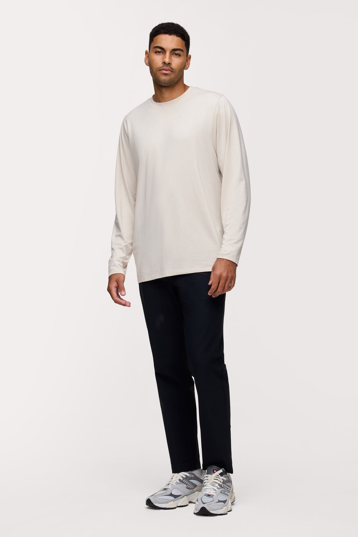 Color:Linen | Men's Long Sleeve Movement Tee