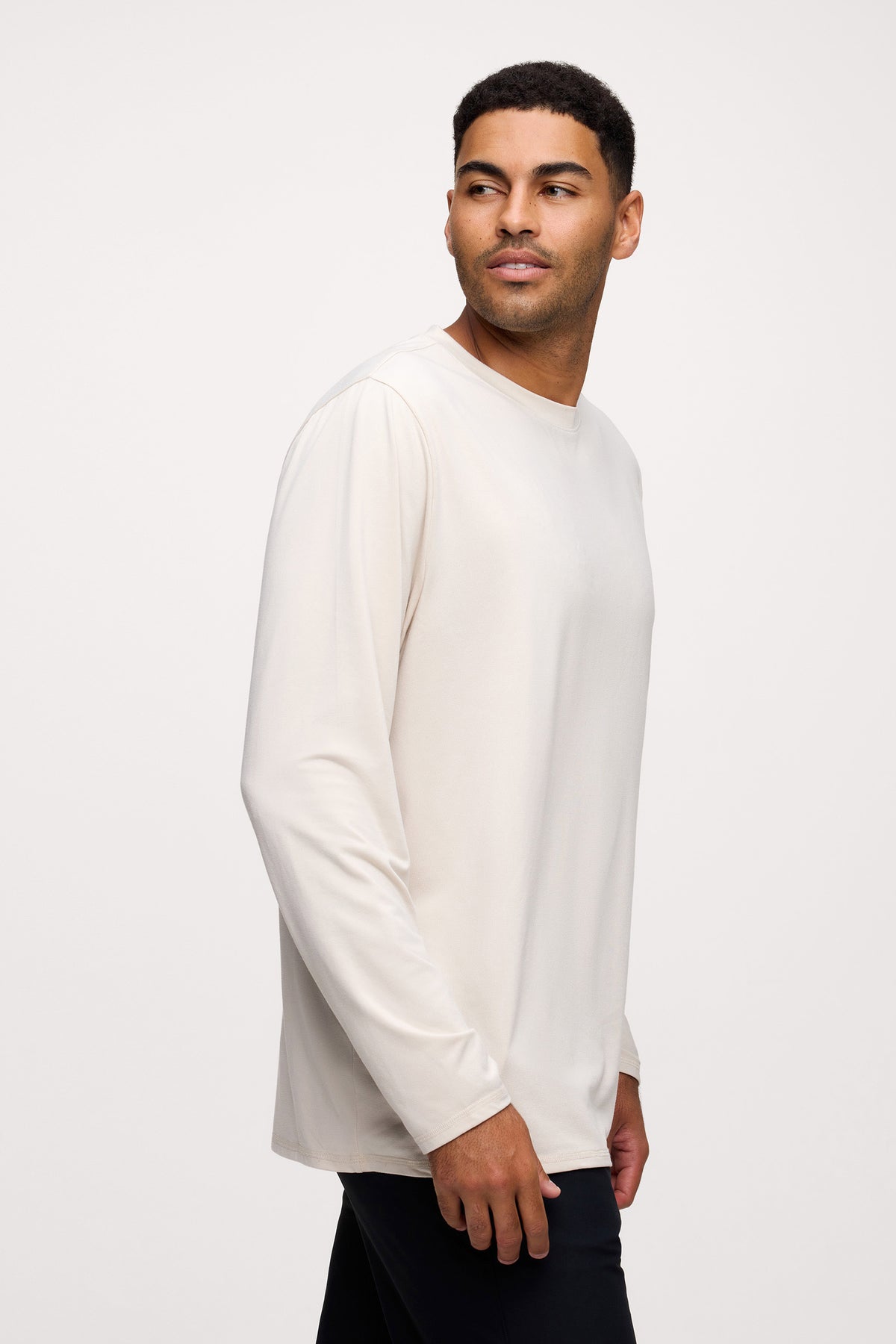 Color:Linen | Men's Long Sleeve Movement Tee