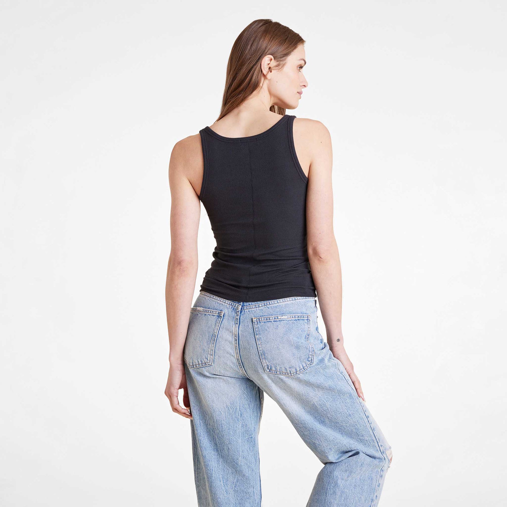 Slinky Rib Tank