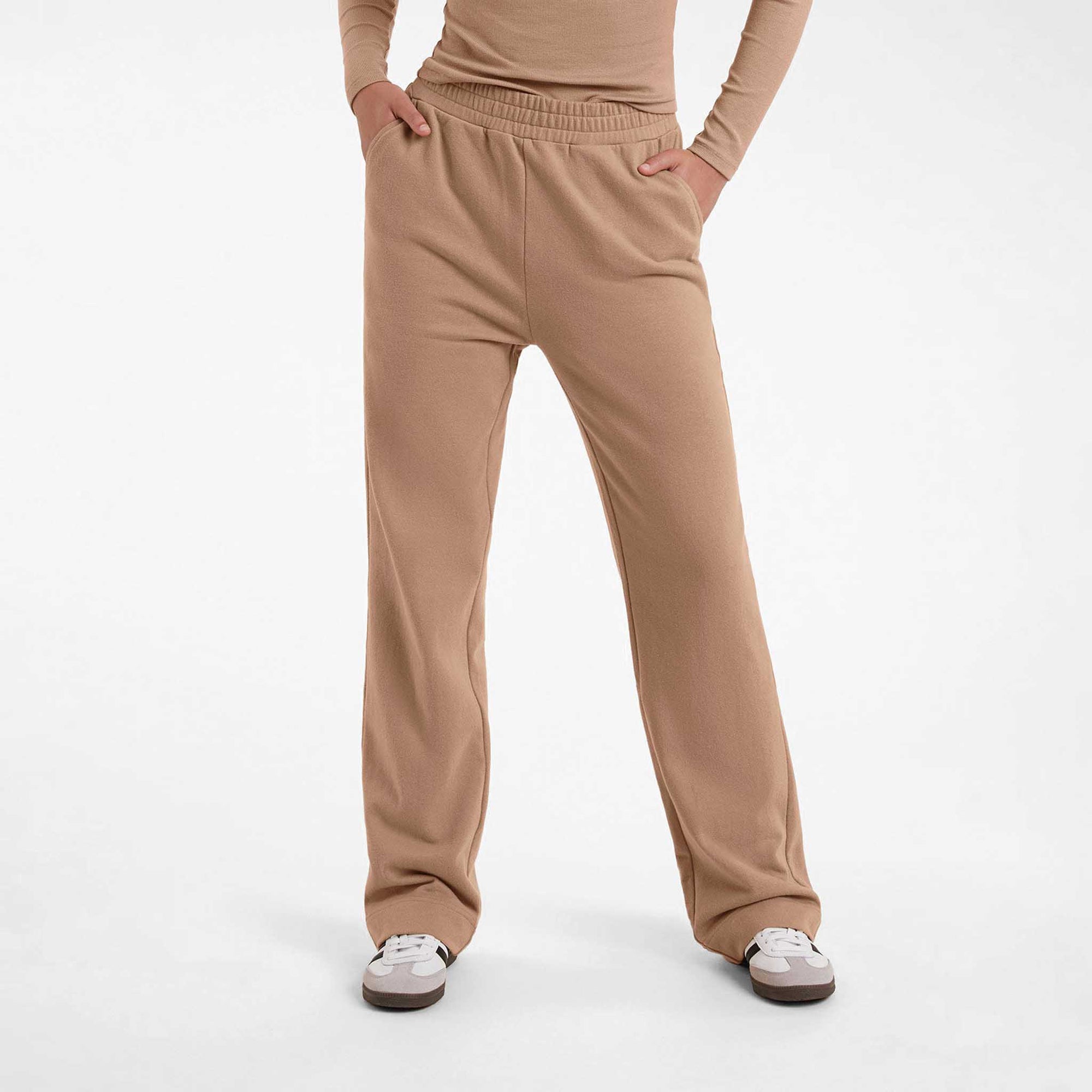 Wide Leg Sweatpant