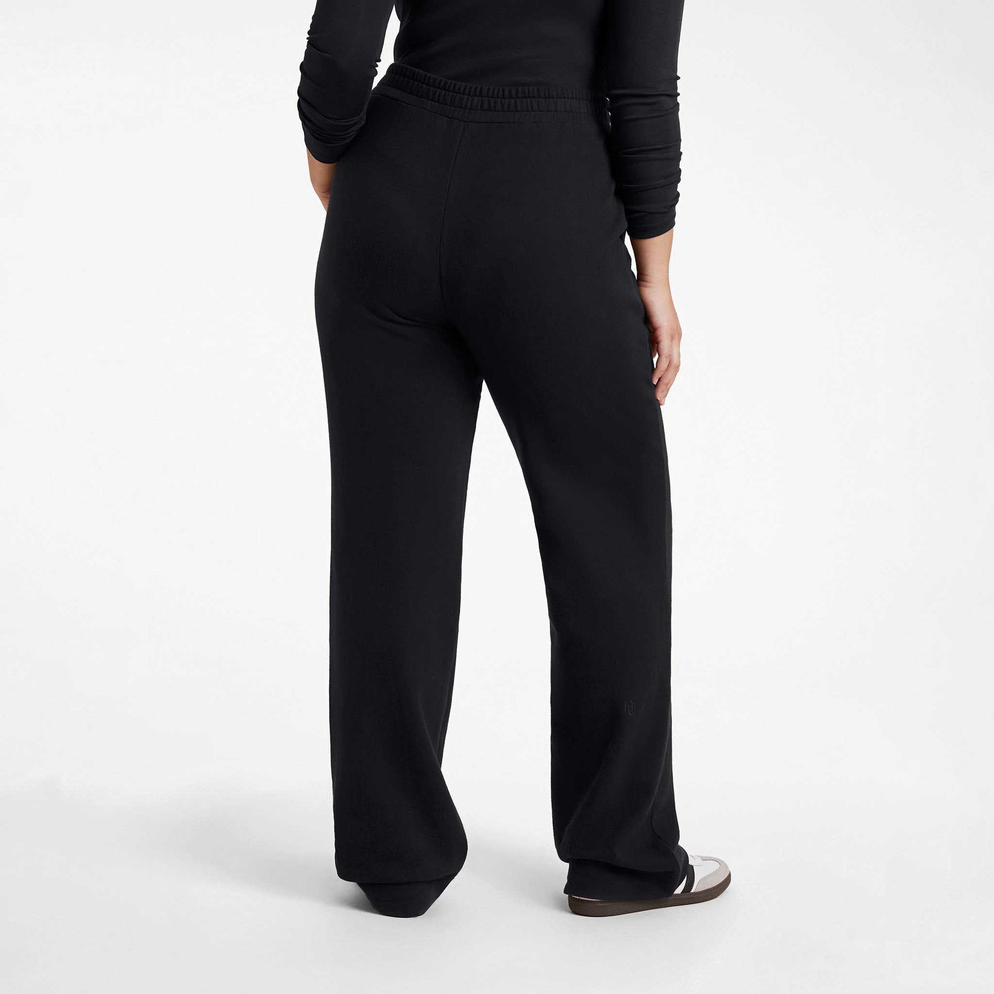 Wide Leg Sweatpant