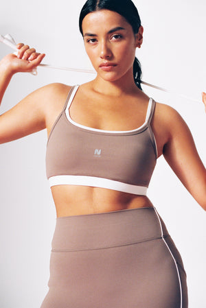 nuuds motion contrast layering bra sports bra pilates outfit padded yoga bra