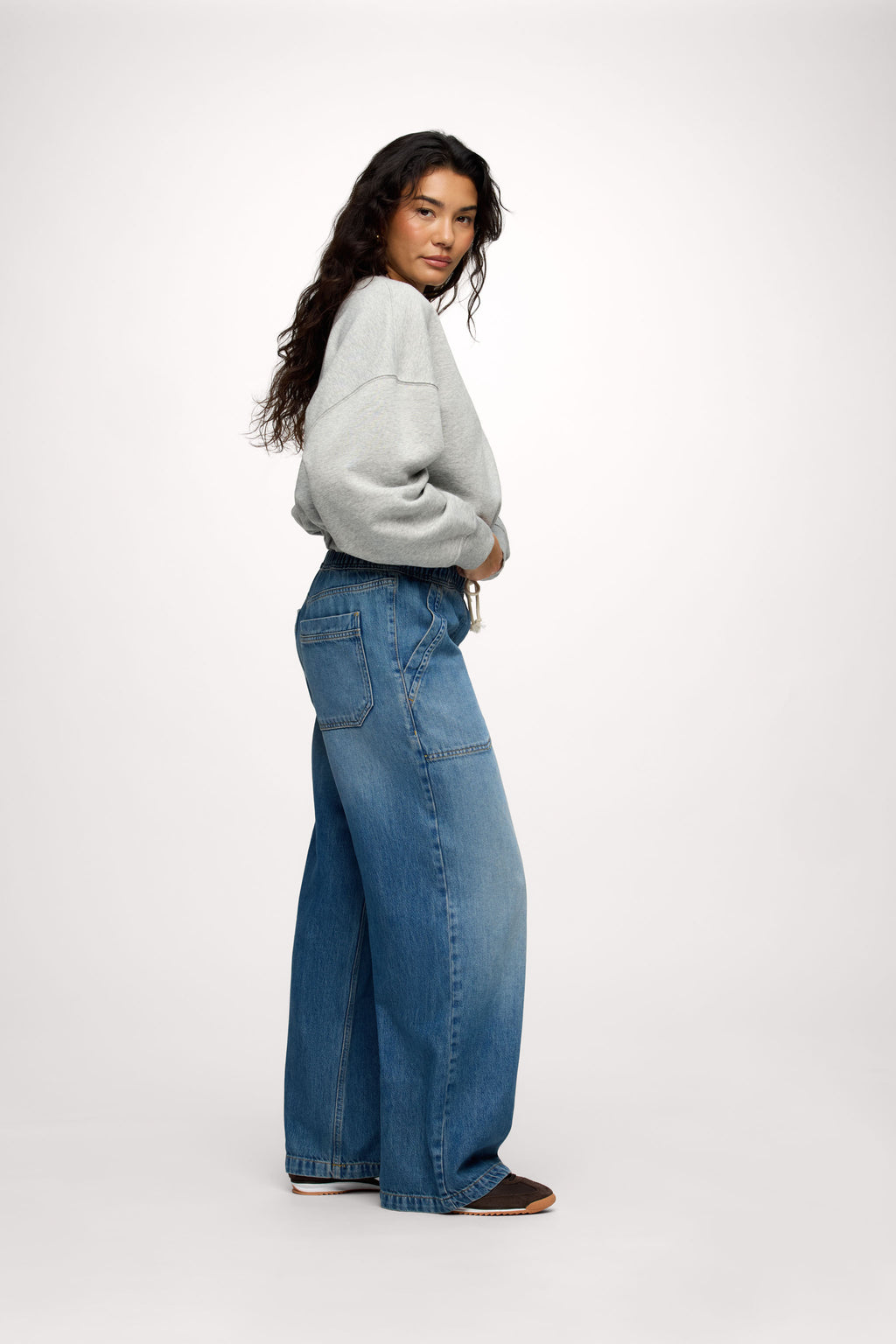 nuuds cinch waist sweatshirt, women’s sweatshirt, fleece sweatshirt women, everyday casual fleece