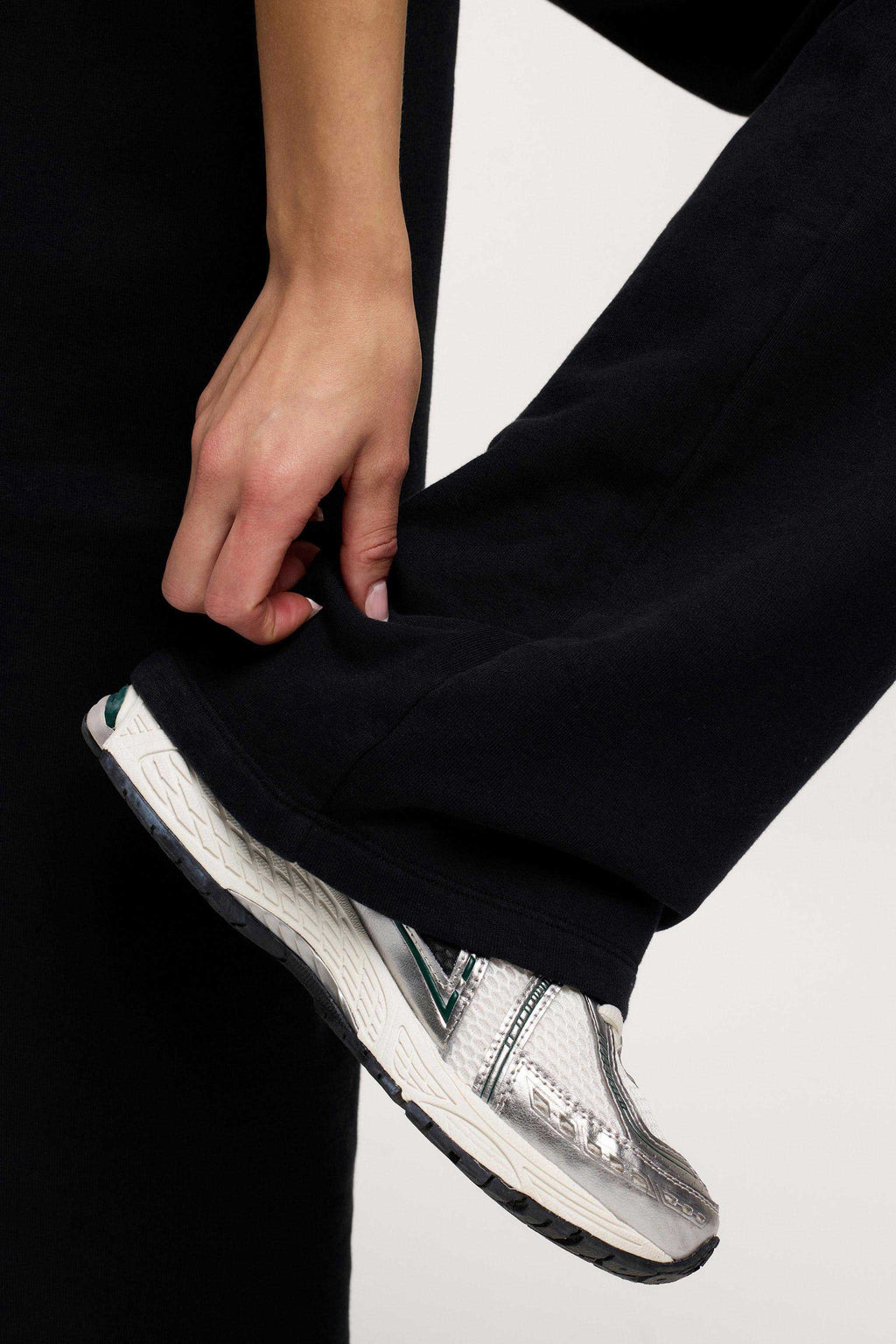 Core Fleece Wide Leg Sweatpant