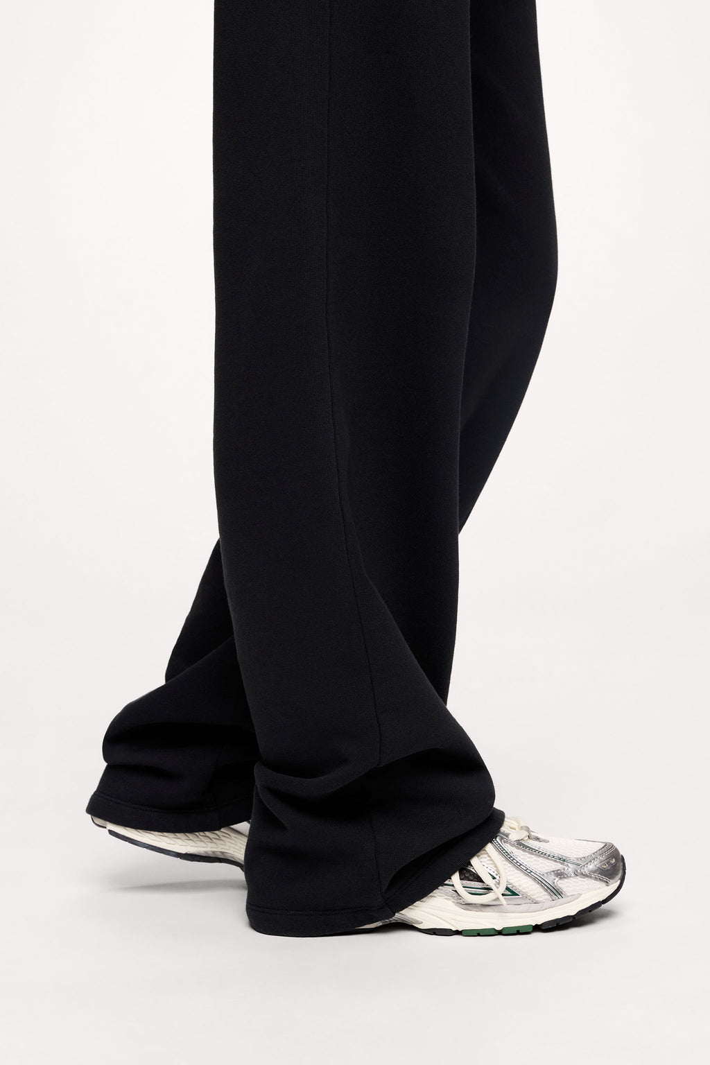 Core Fleece Wide Leg Sweatpant