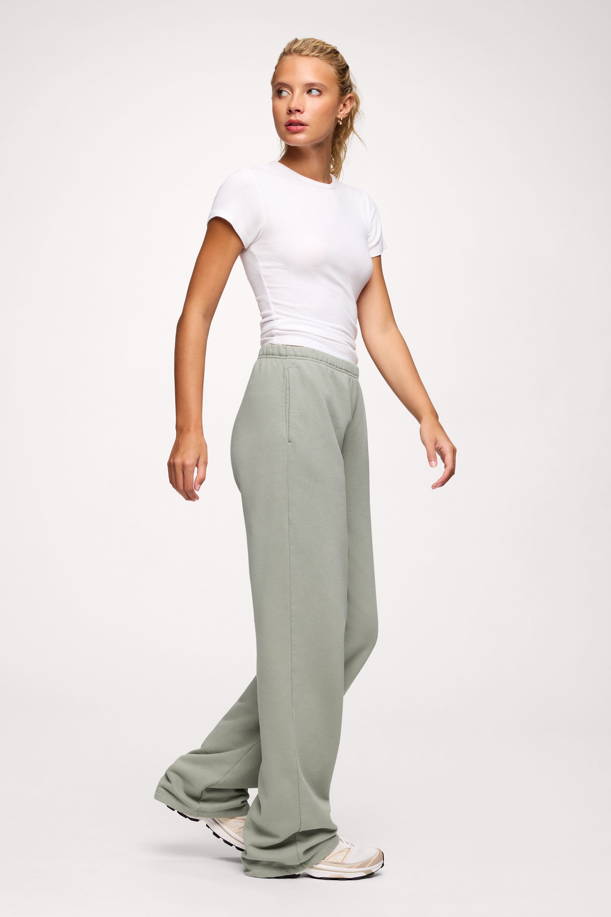 Core Fleece Wide Leg Sweatpant