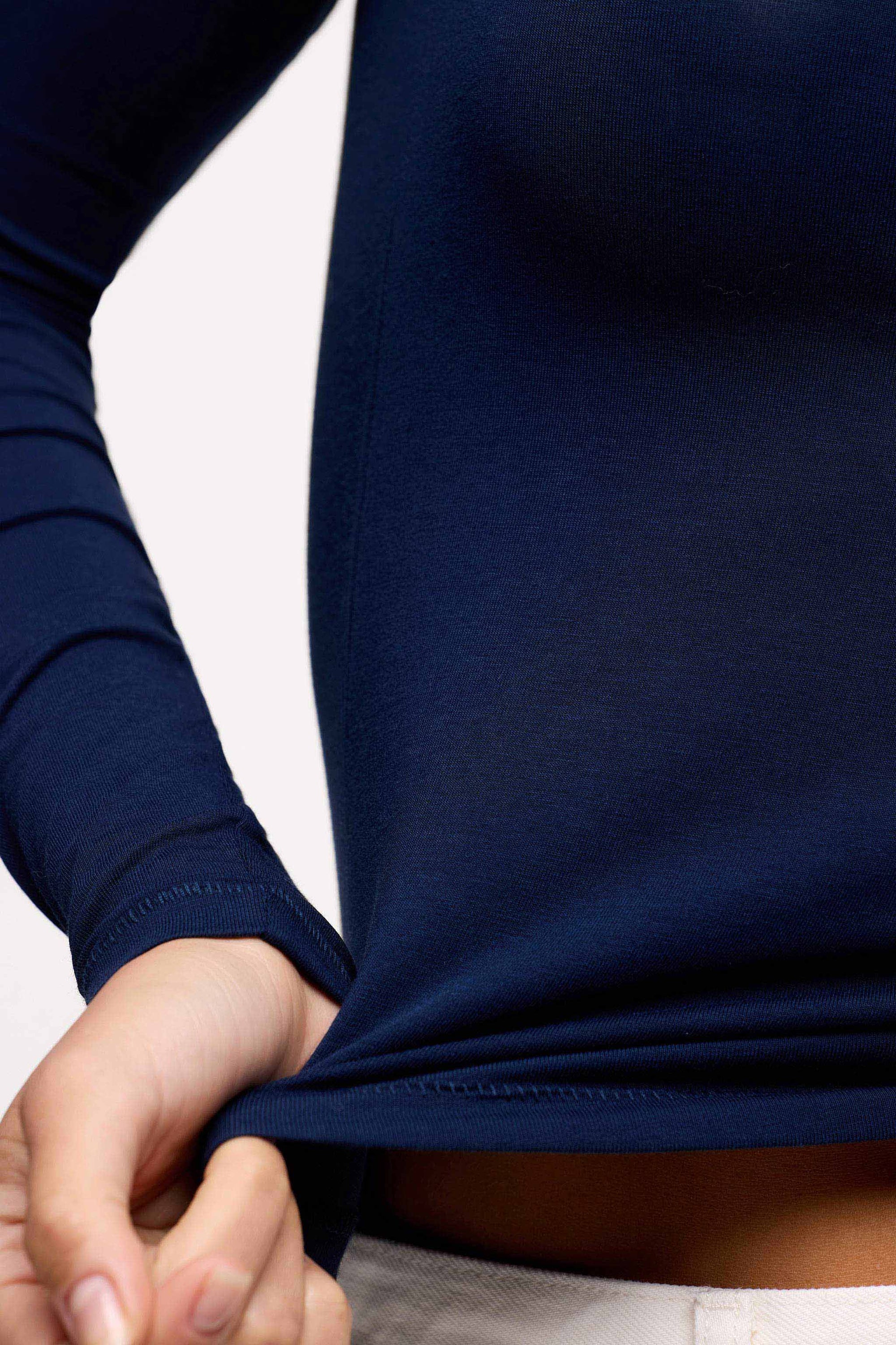 Slinky Jersey Boat Neck Long Sleeve Shirt