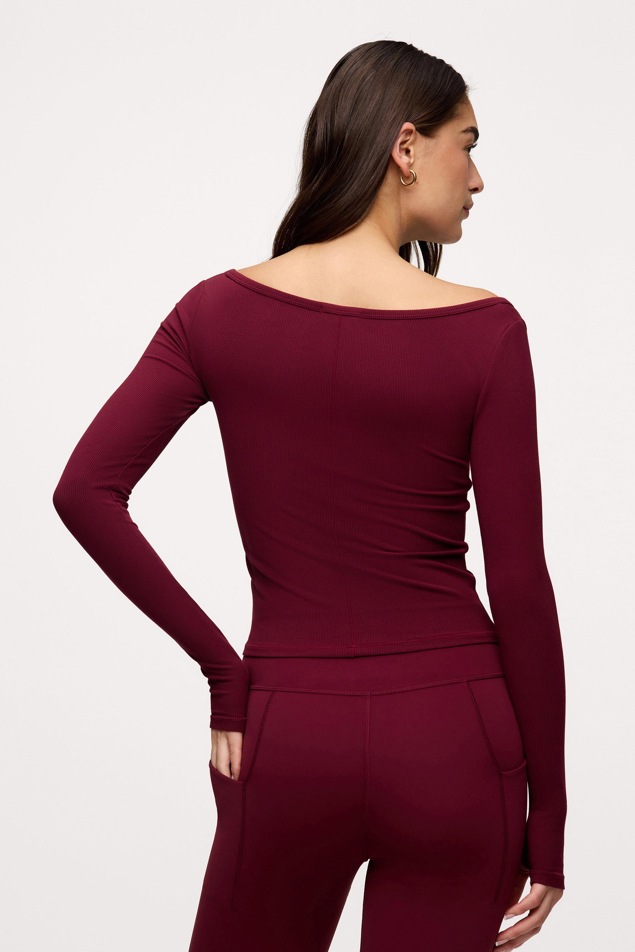 Sporty Rib Portrait Long Sleeve Top