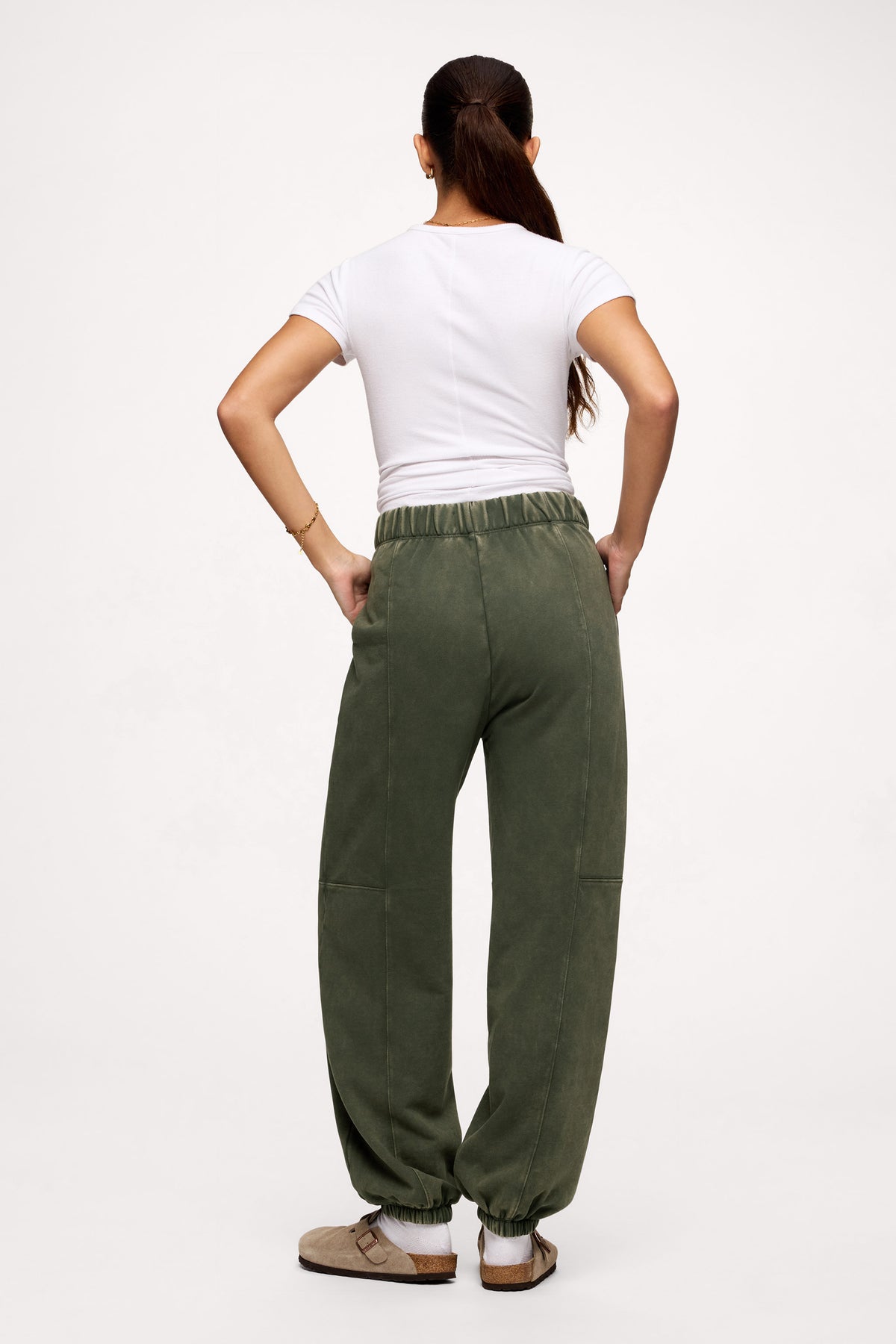 Color:Darkest Olive | nuuds women’s jogger pants relaxed fit - soft fleece fabric jogger pants for women