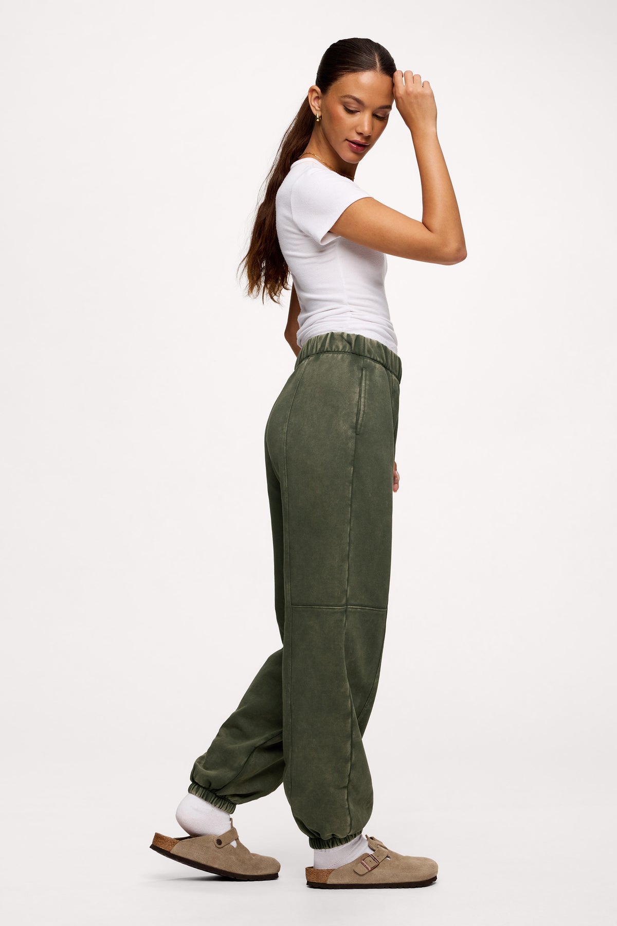 Color:Darkest Olive | nuuds women’s jogger pants relaxed fit - soft fleece fabric jogger pants for women