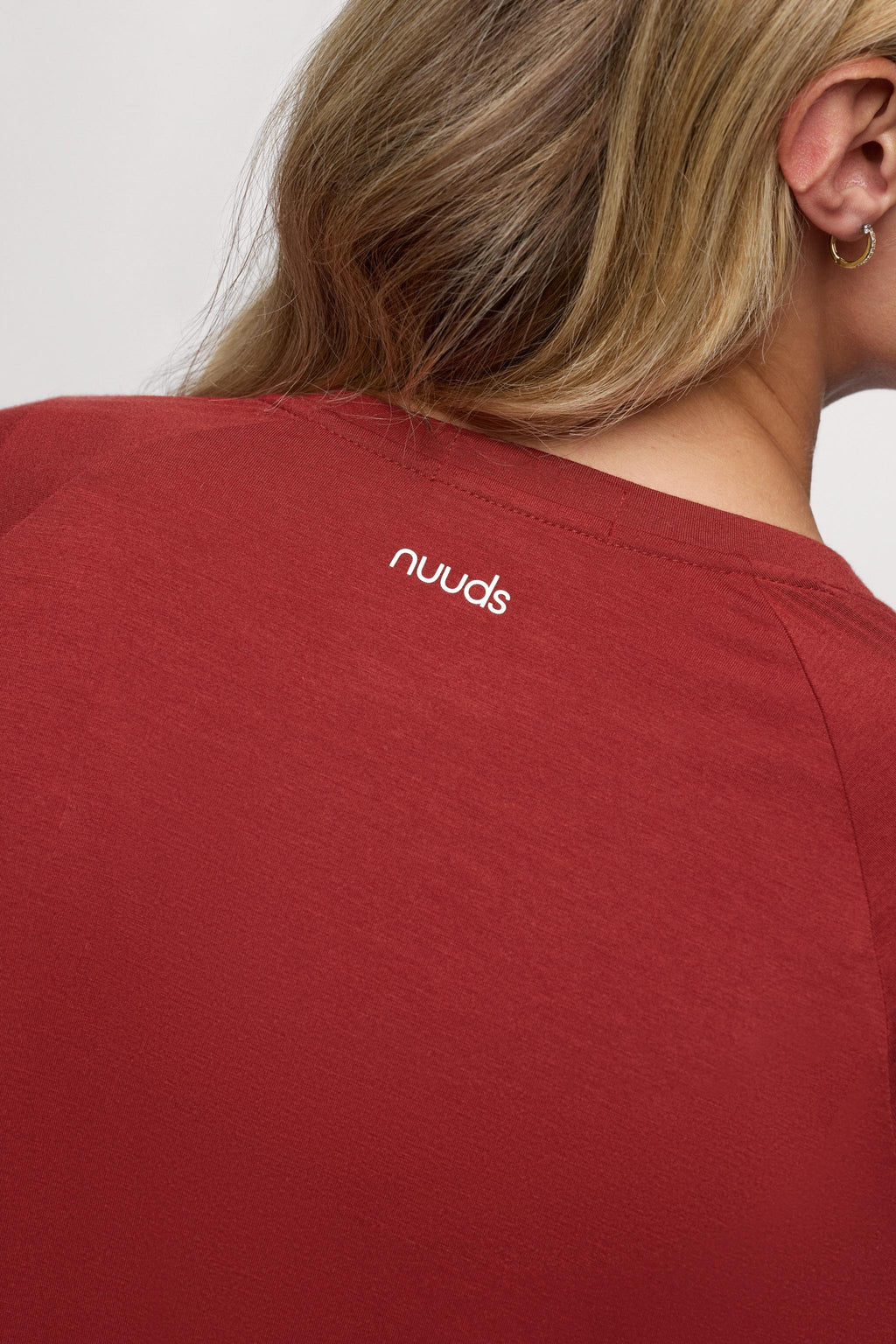 Featherweight Active Long Sleeve Shirt | Scarlet