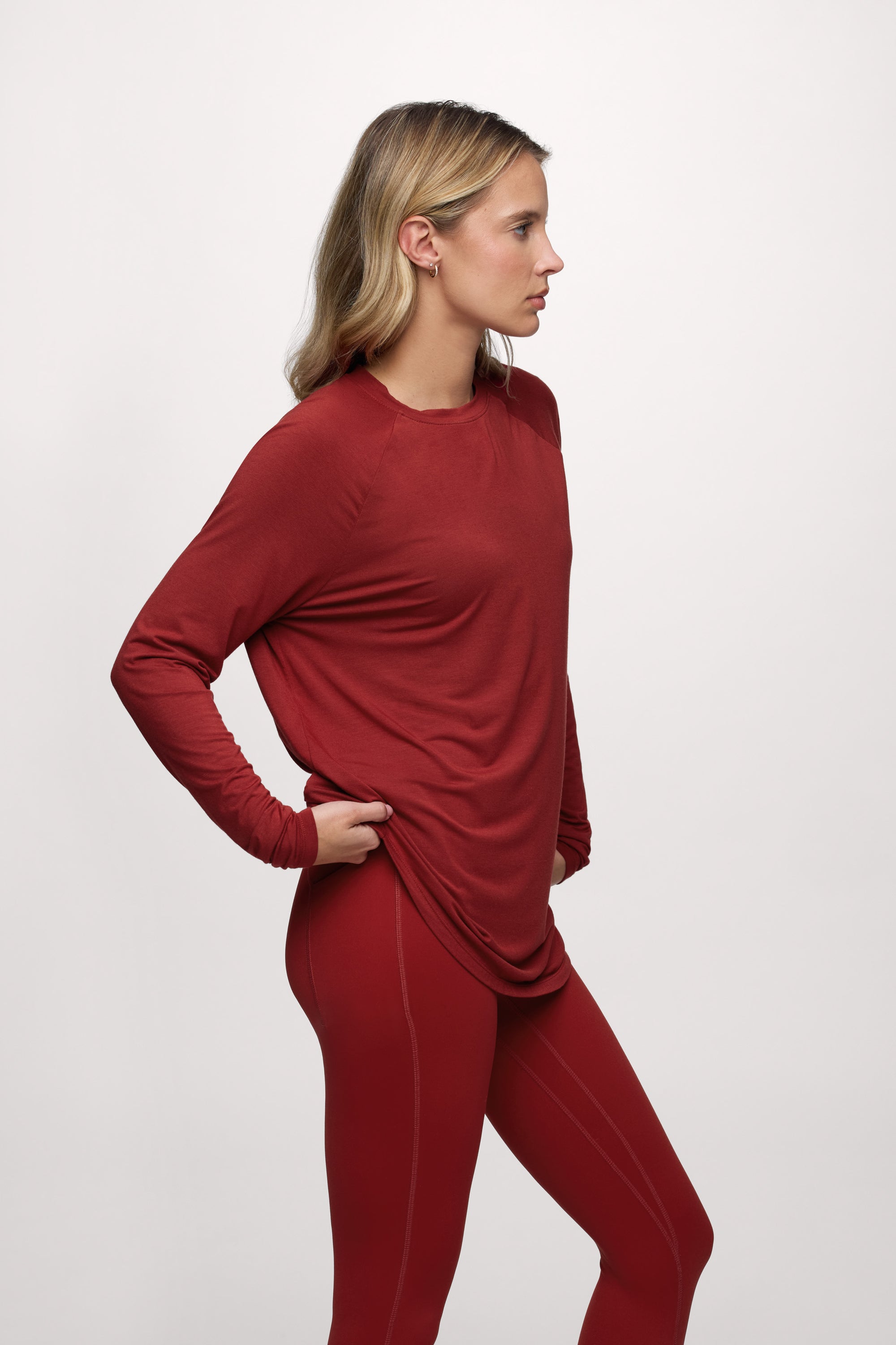 Featherweight Active Long Sleeve Shirt | Scarlet