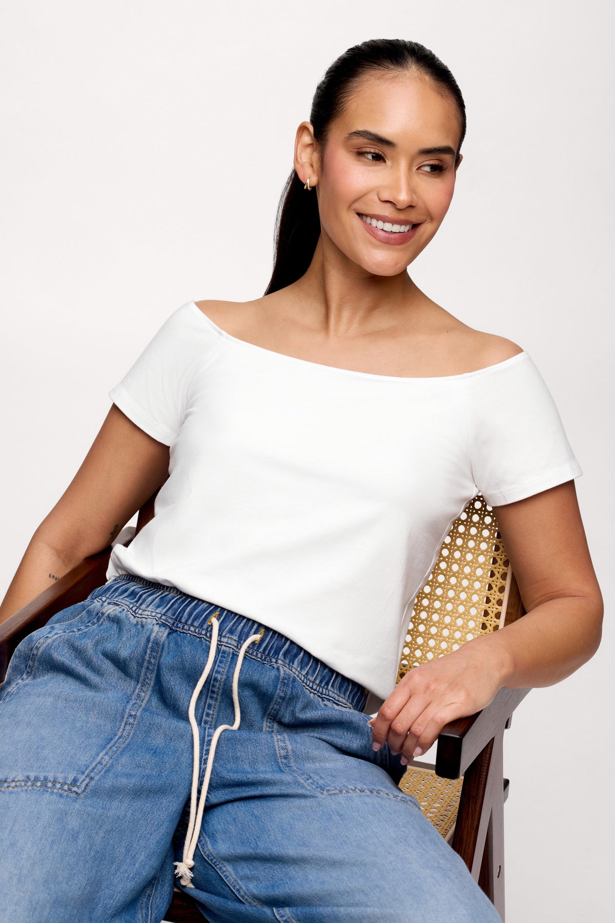 Color:White | Ease Tee