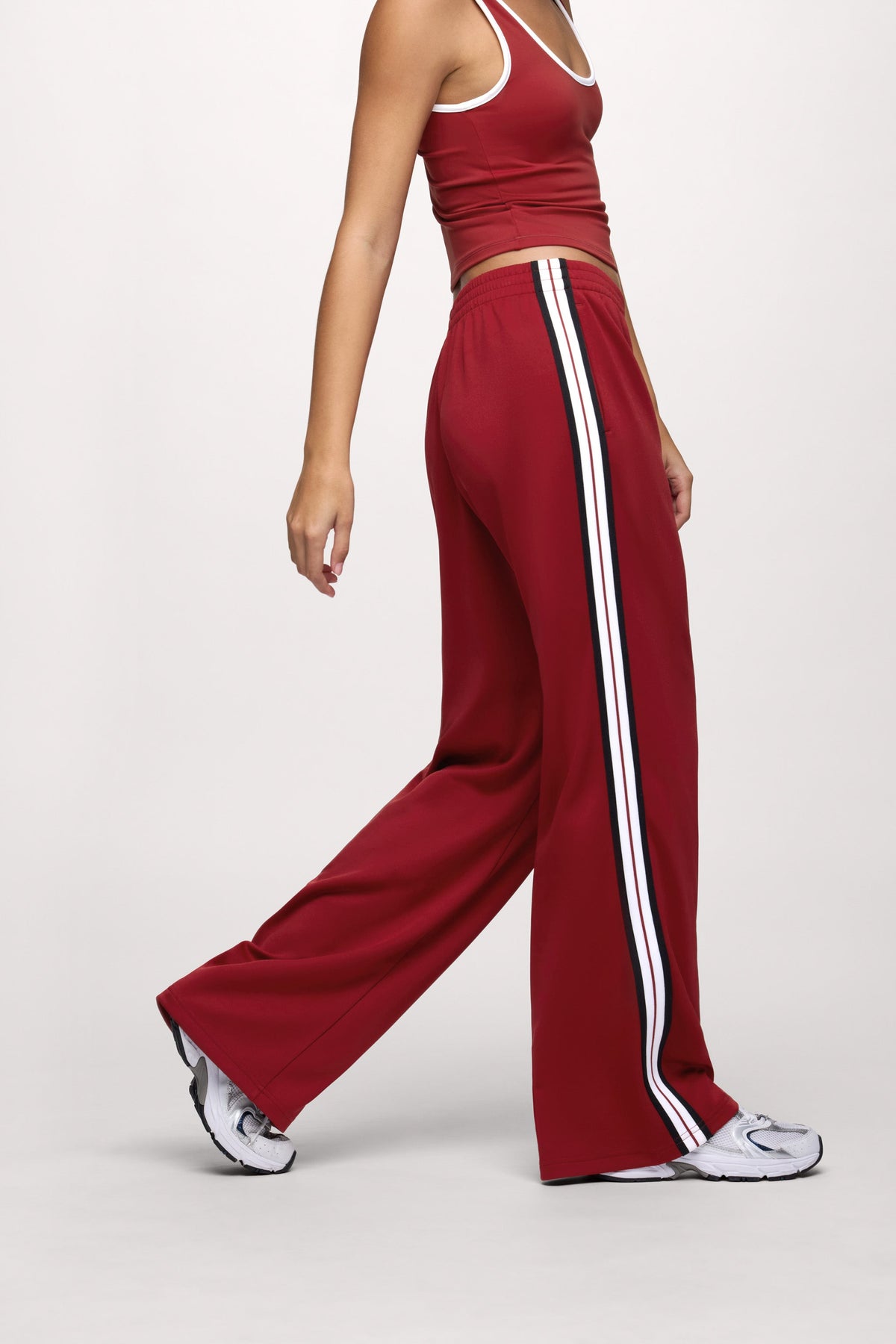 Color:Scarlet | Relay Pant