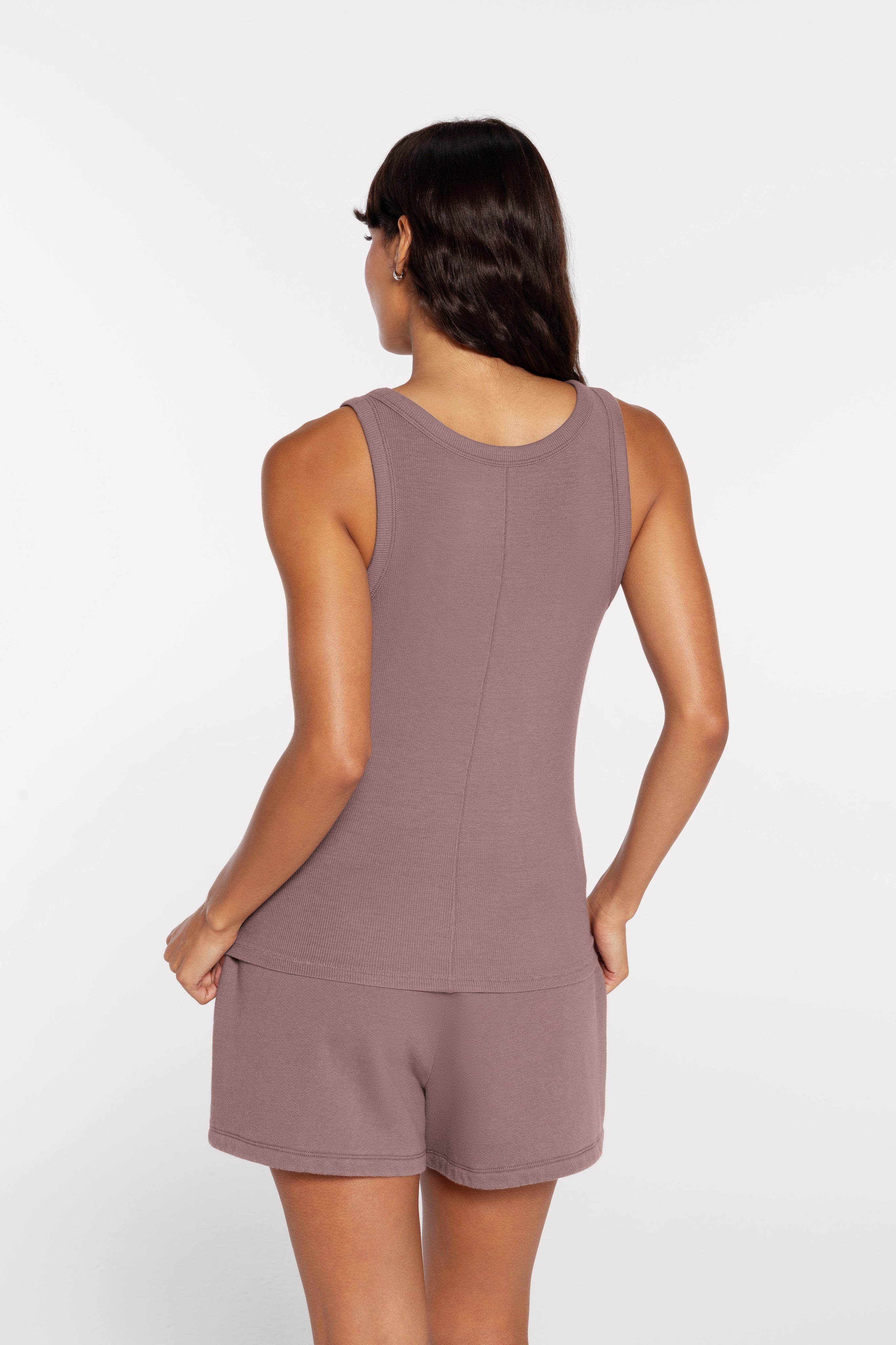 Slinky Rib Tank