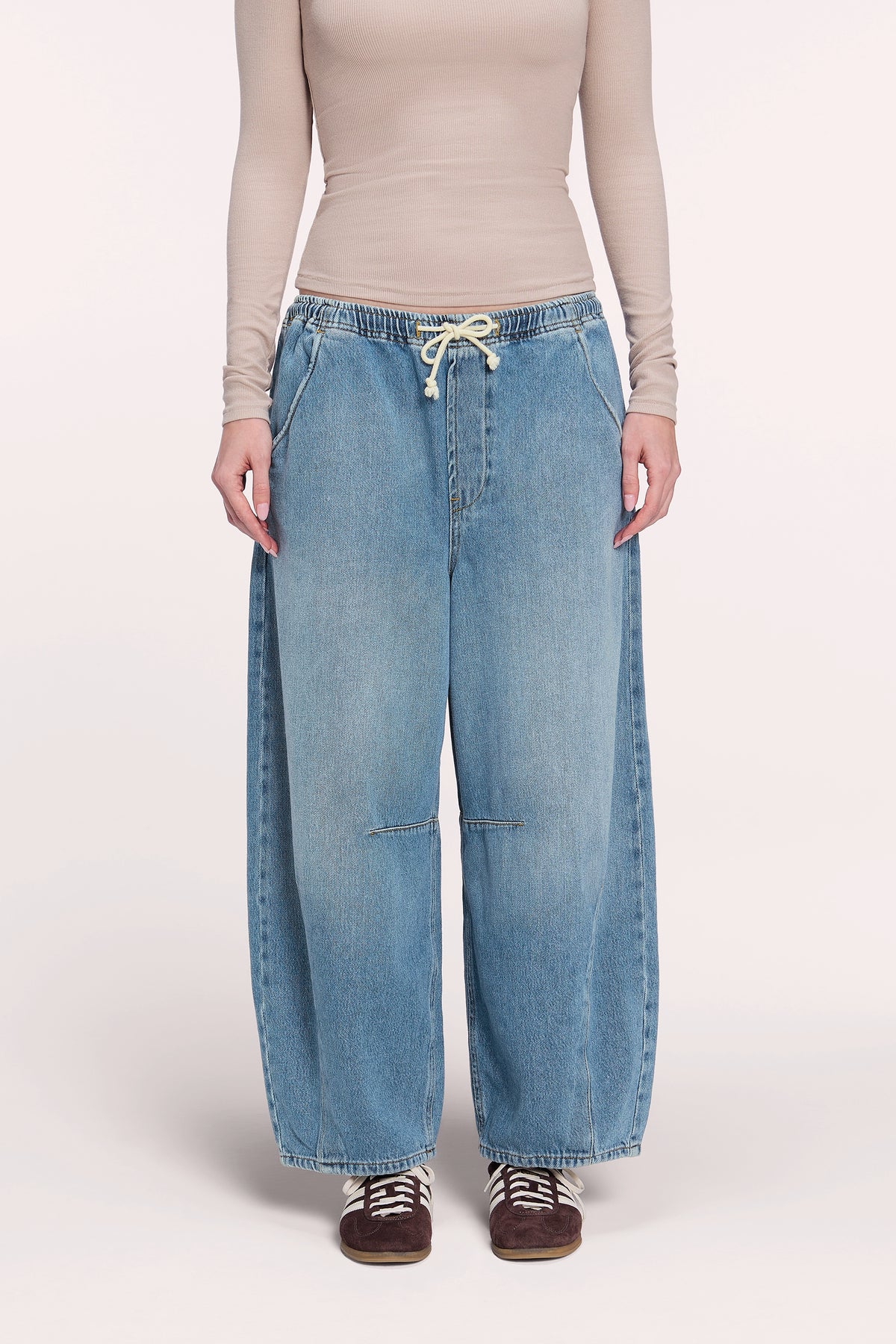 Color:June | Pull-On Barrel Denim Pant