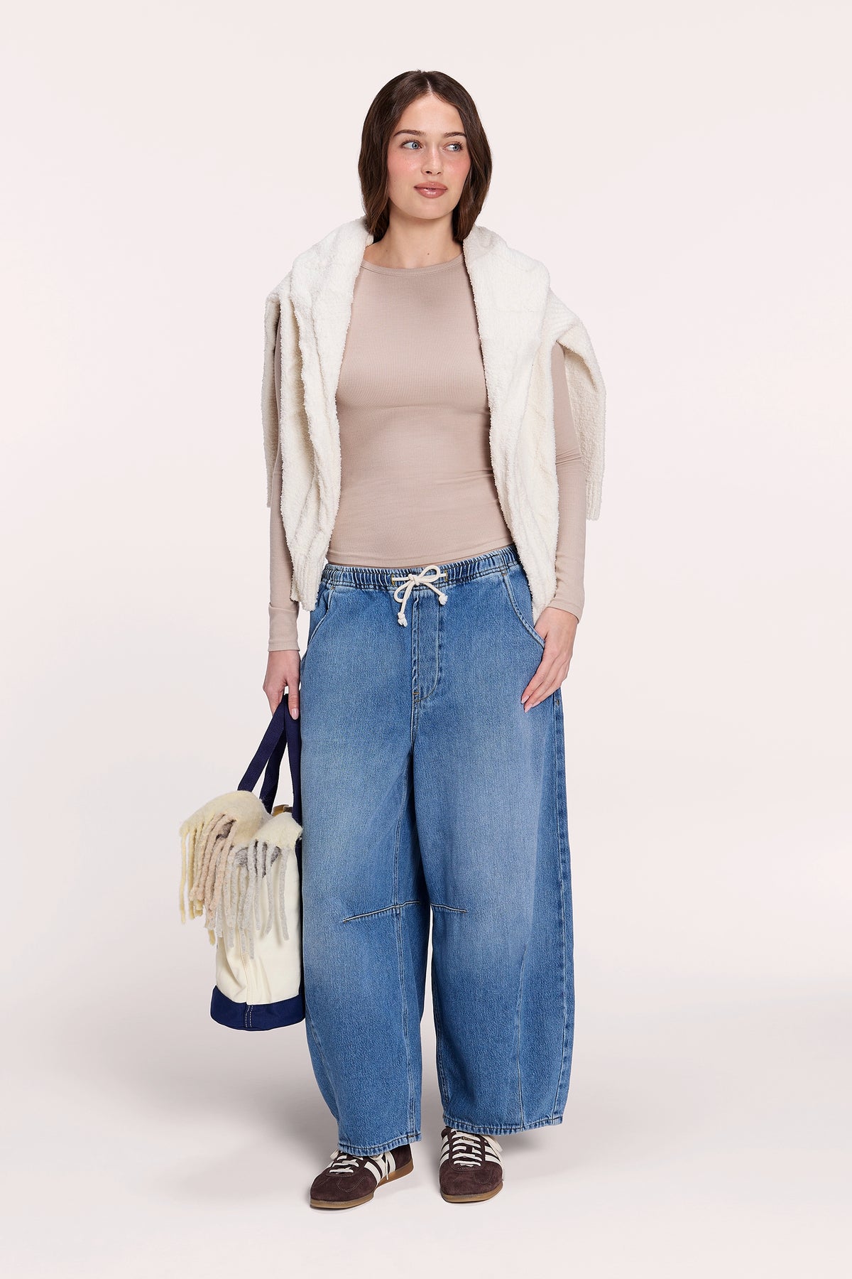Color:June | Pull-On Barrel Denim Pant