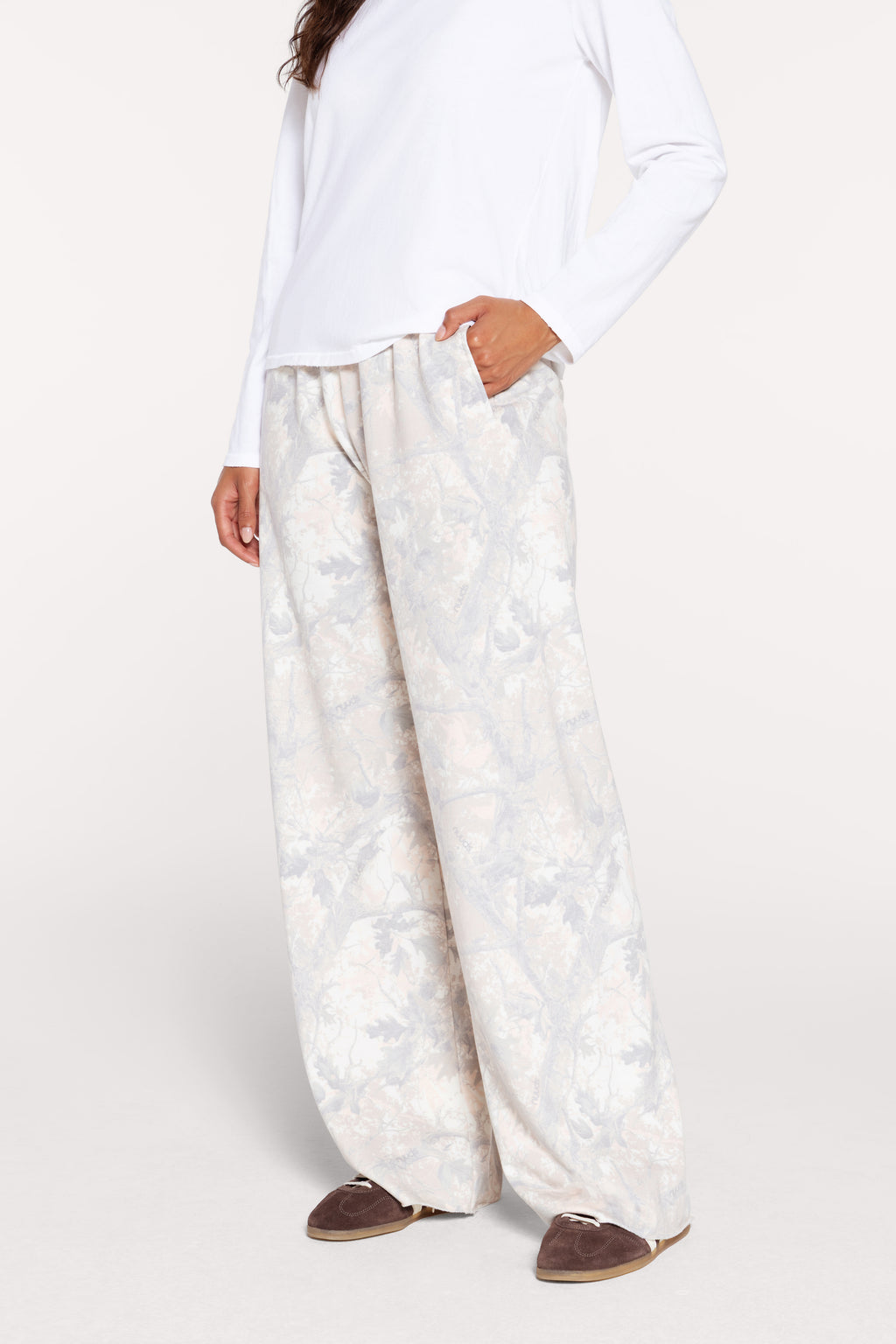 Color:nuuds Camo | Raw Hem Sweatpant