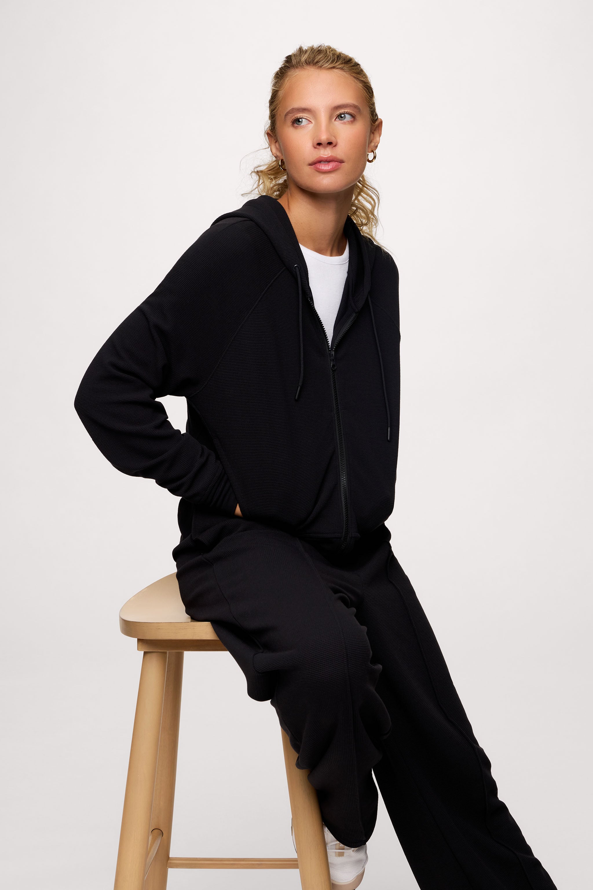 Performance Waffle Zip-Up Hoodie | Black – nuuds