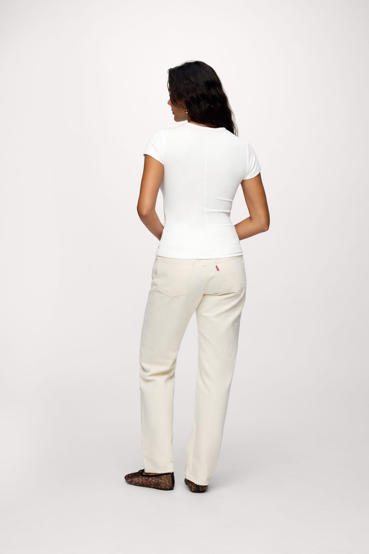 Color:White